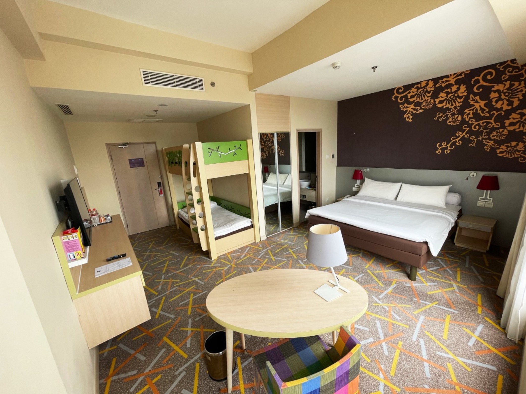 Family Room King Size Bed