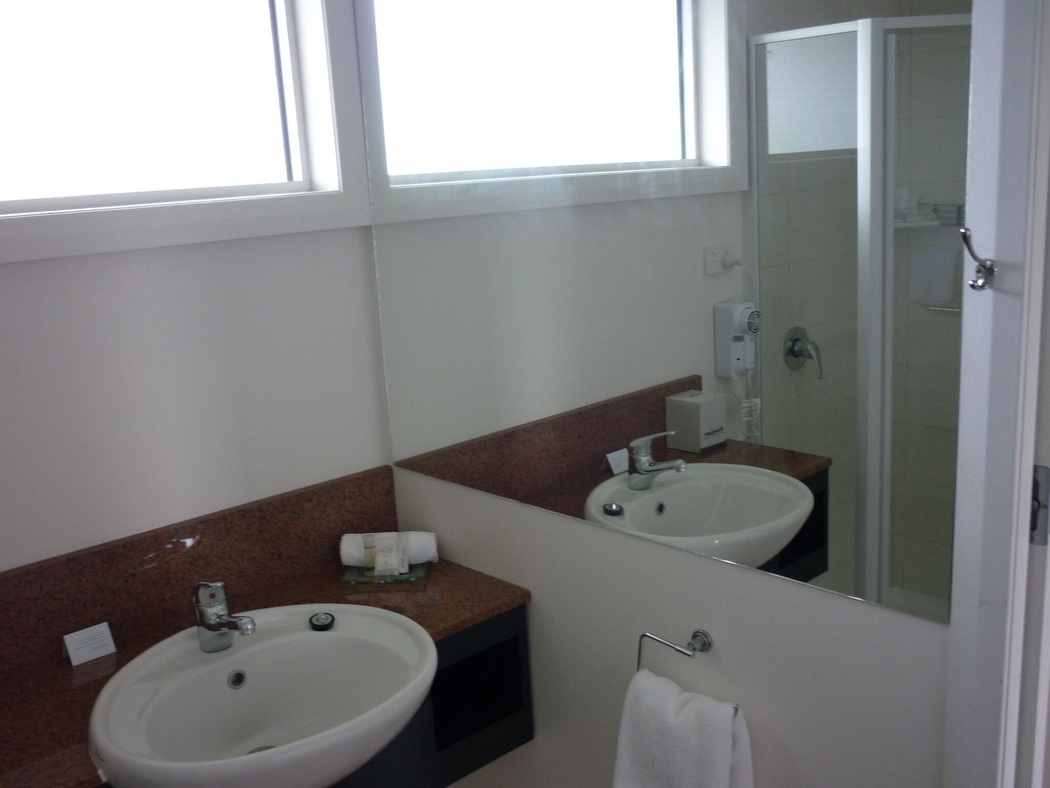 Double Ocean View King Bed