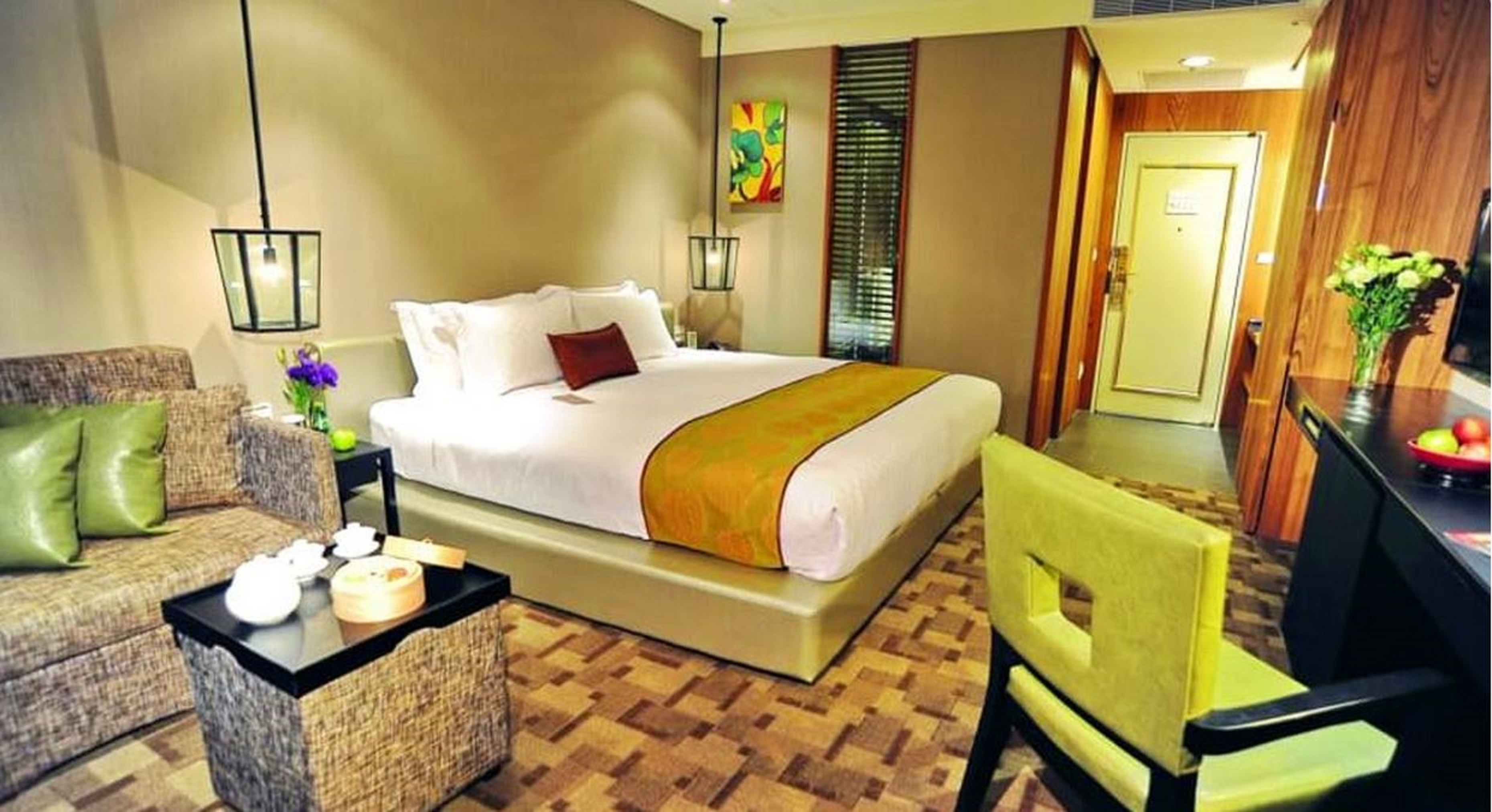 Double or Twin Standard