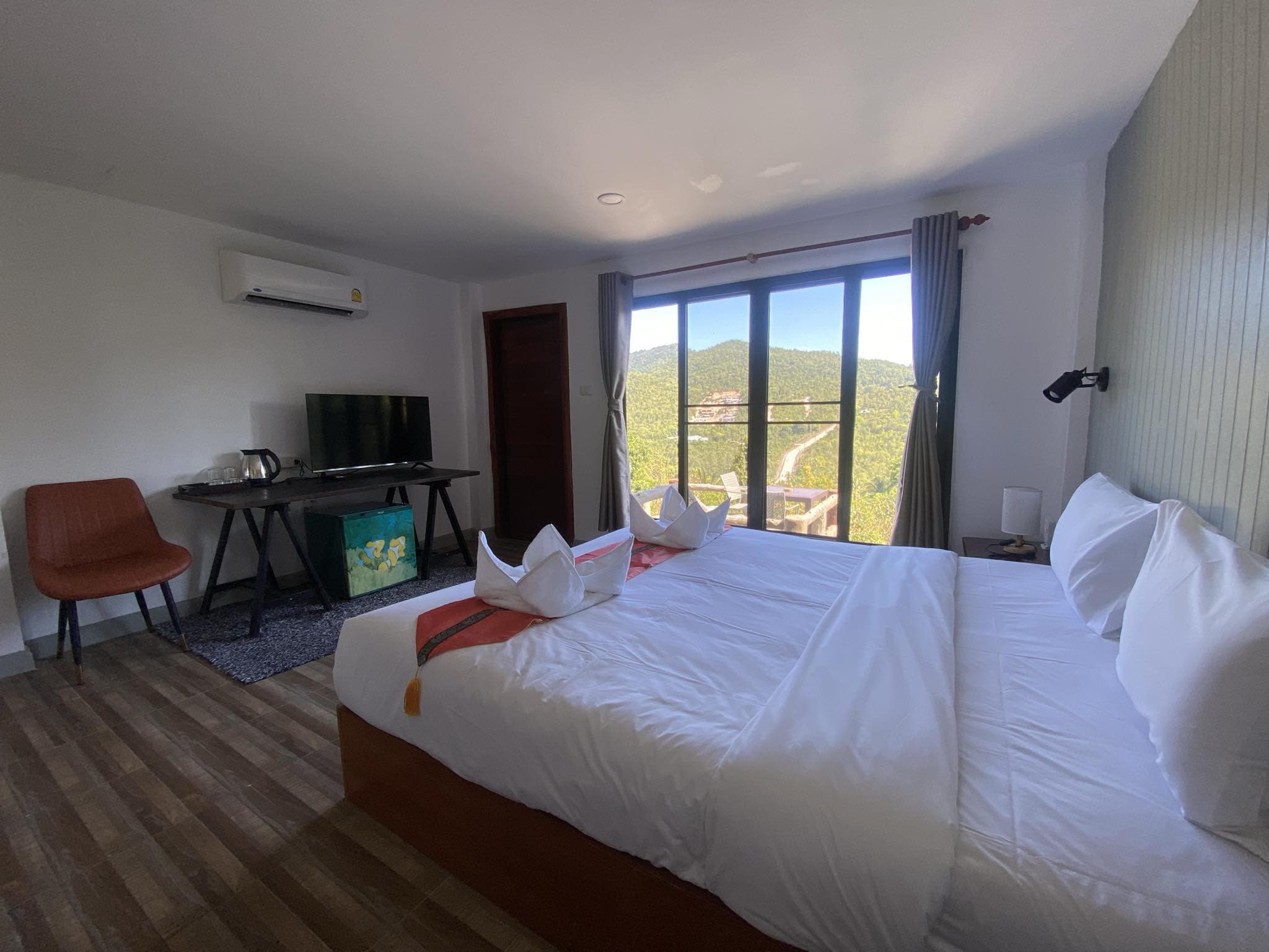 Double or Twin Superior Mountain View