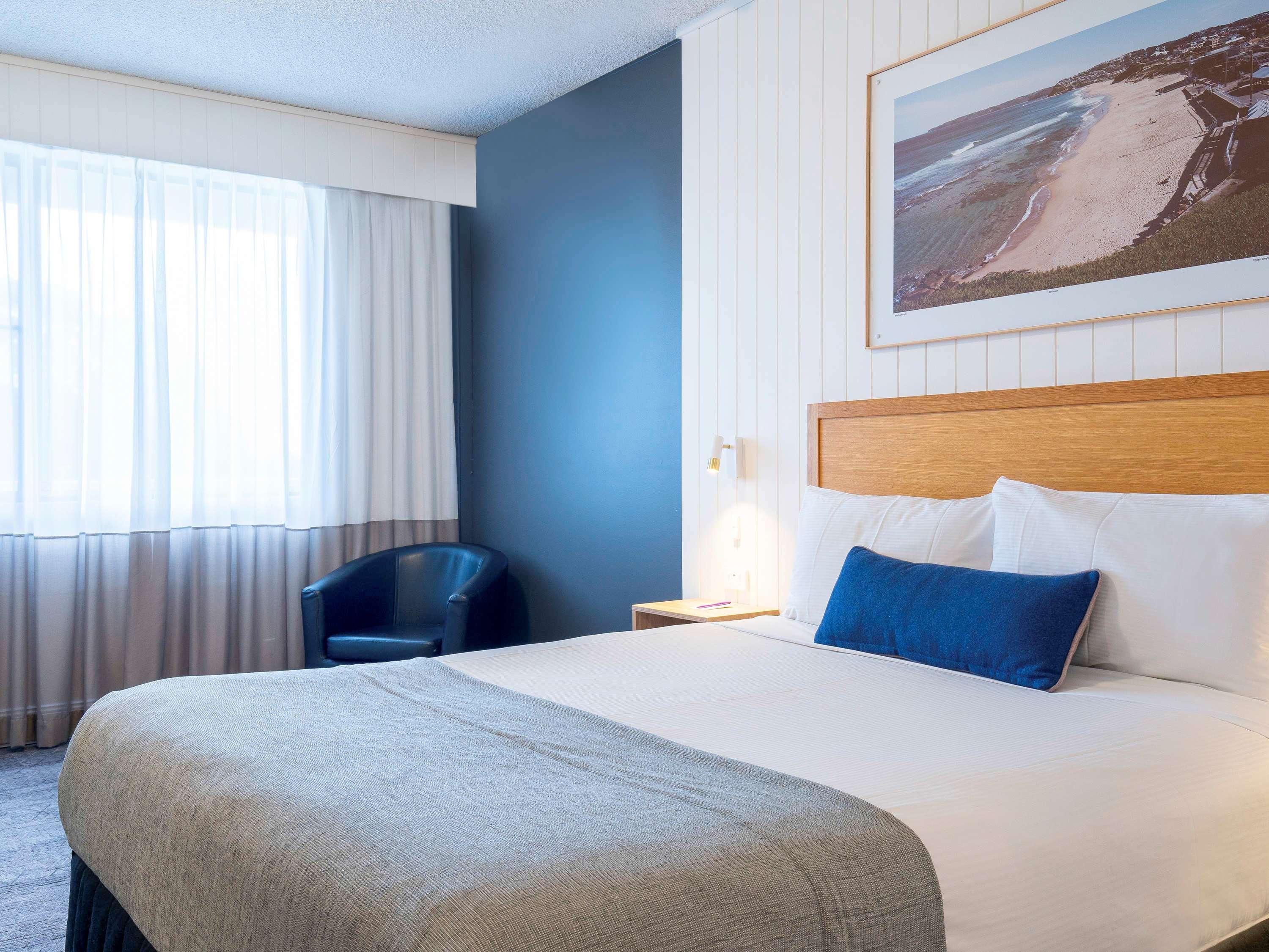 Double Queen Size Bed