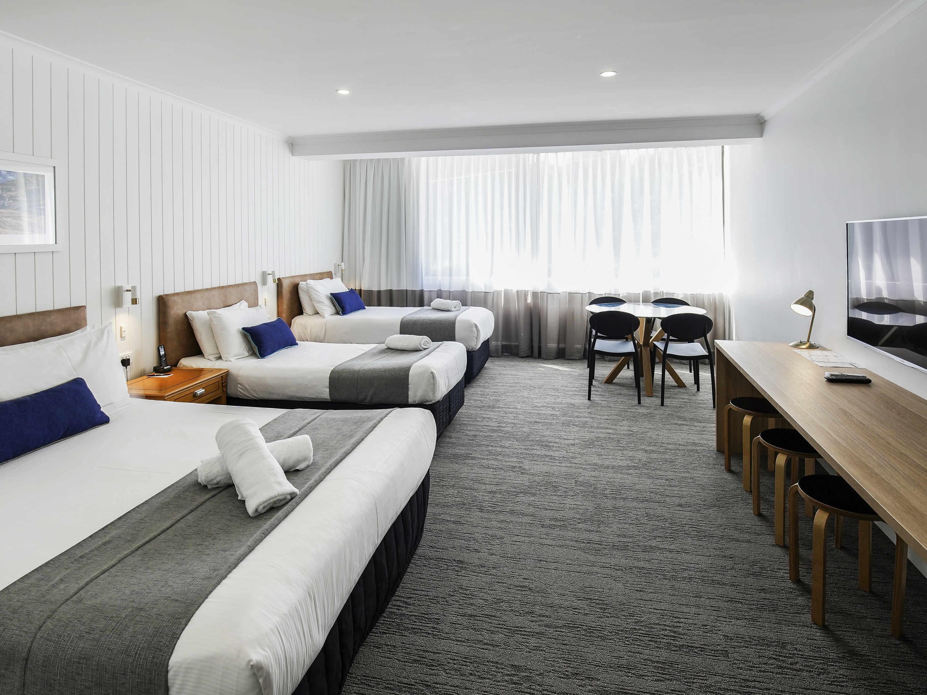 Double Queen Size Bed