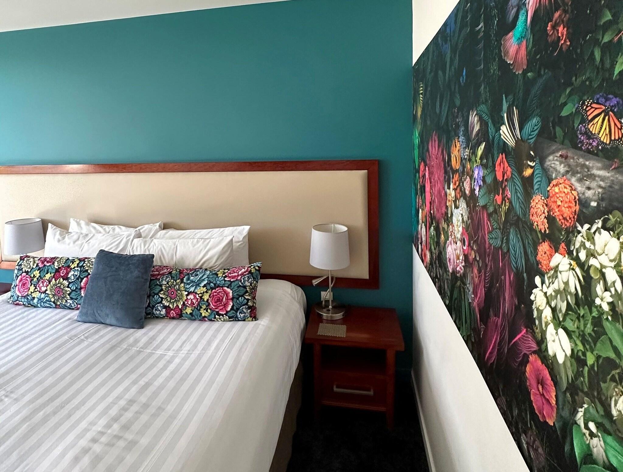 Studio King Size Bed