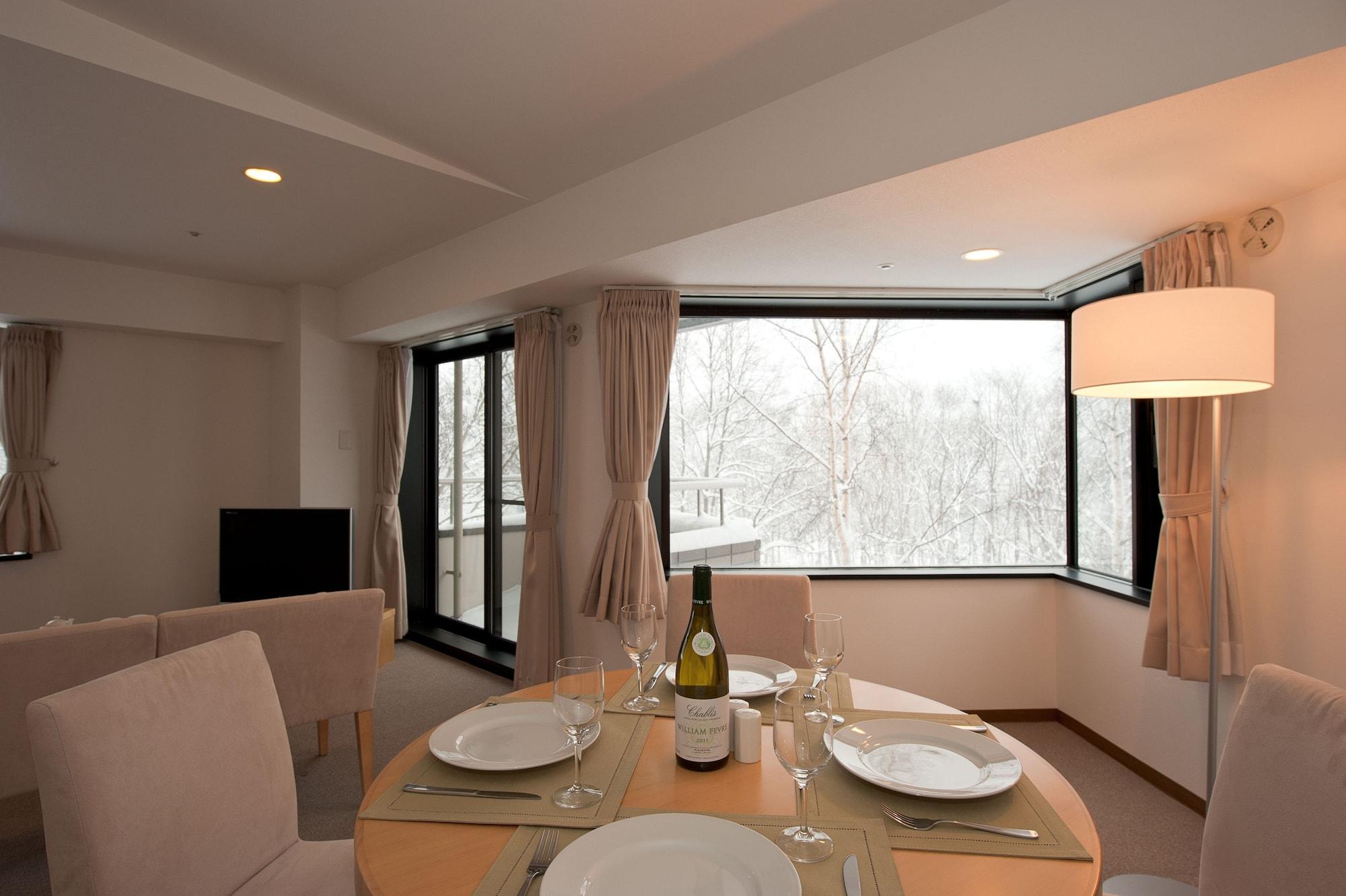 Suite Deluxe Queen Bed