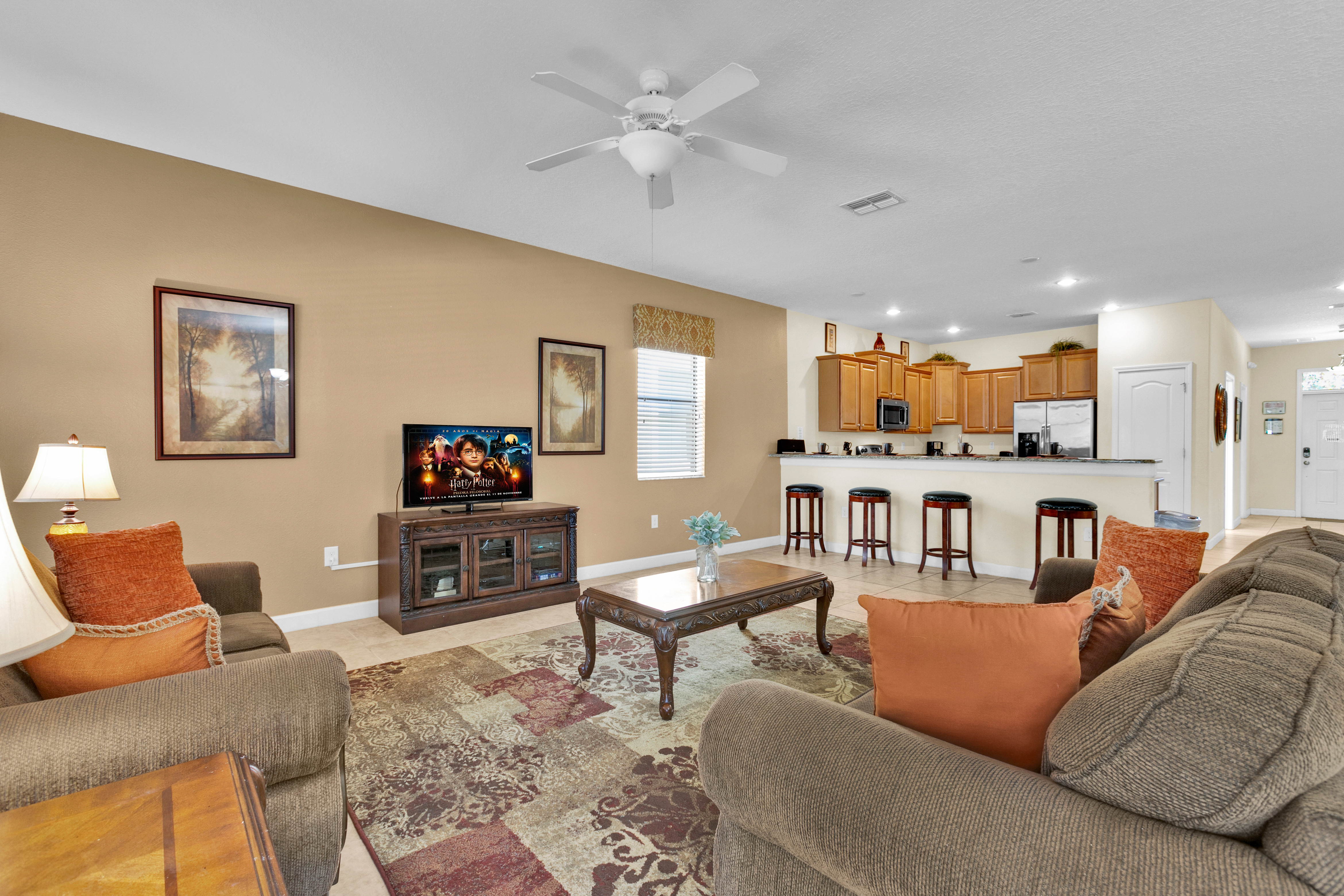 Home Eight Bedrooms with More Than Three Bathrooms