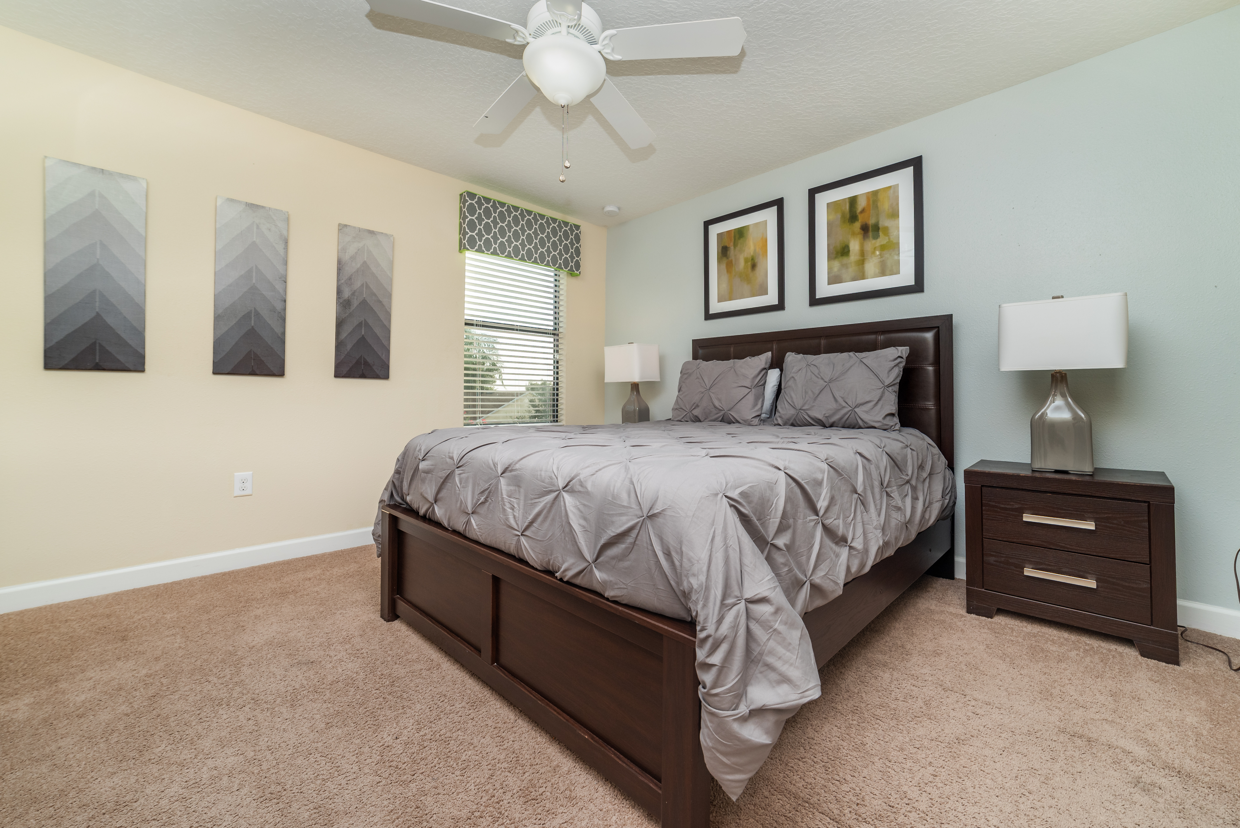 Home Nine Bedrooms with More Than Three Bathrooms