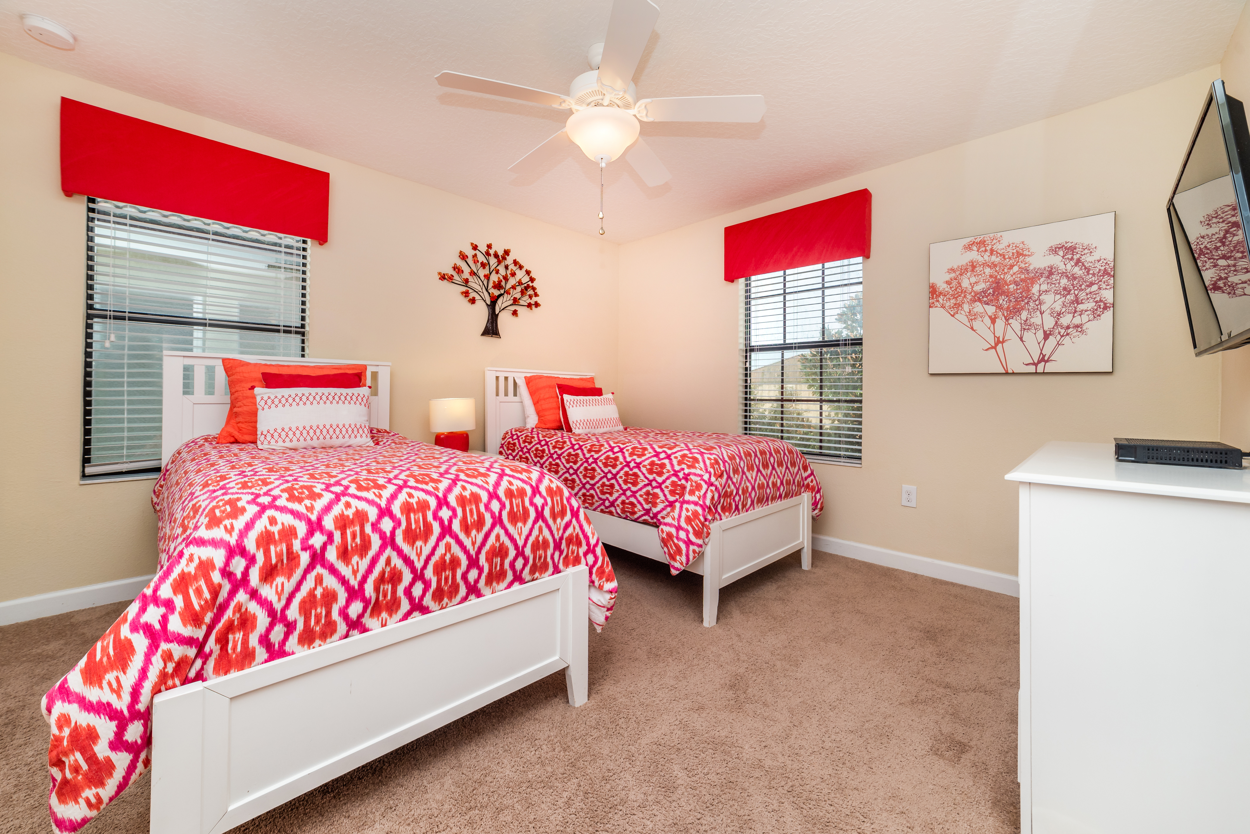 Home Nine Bedrooms with More Than Three Bathrooms