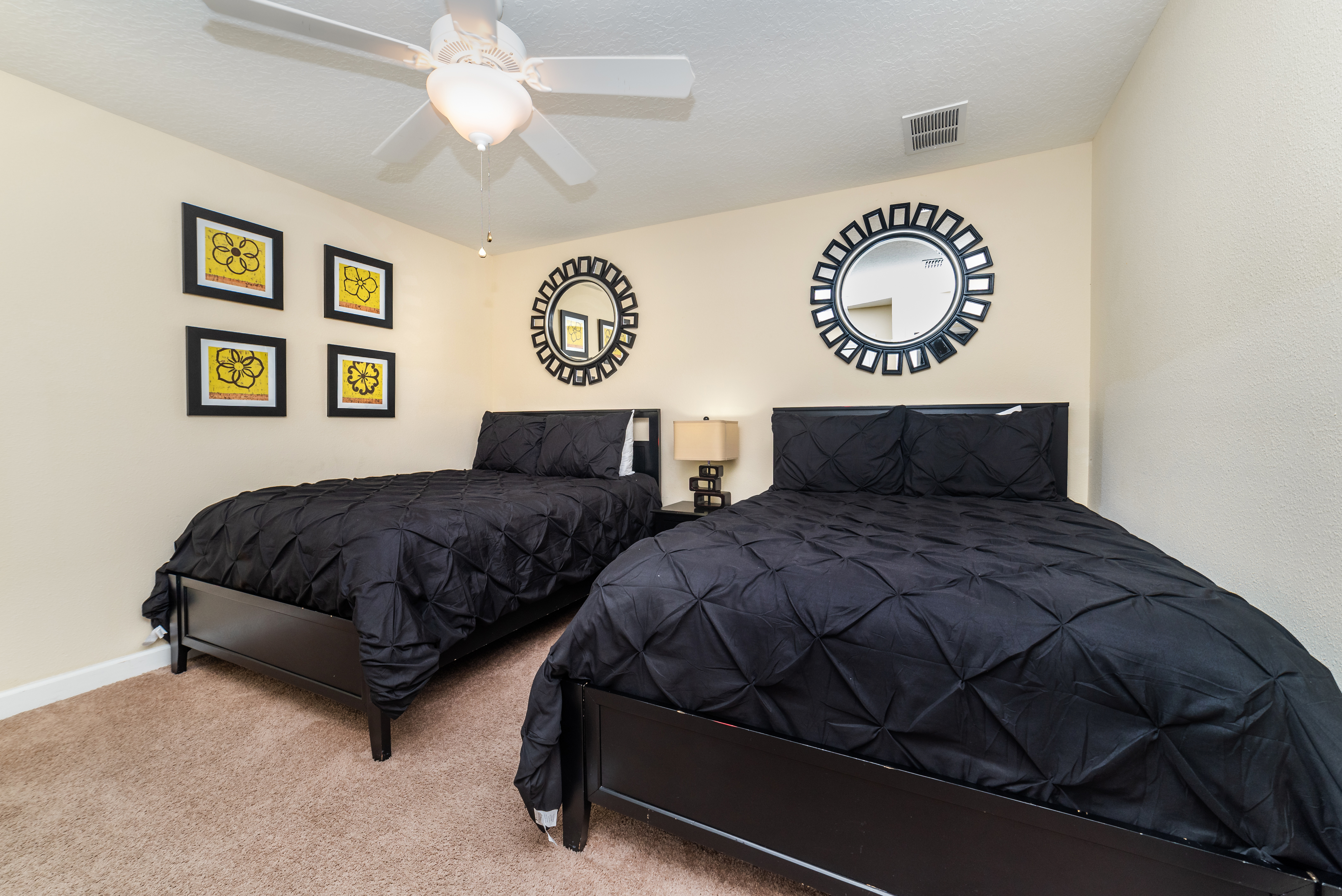 Home Nine Bedrooms with More Than Three Bathrooms