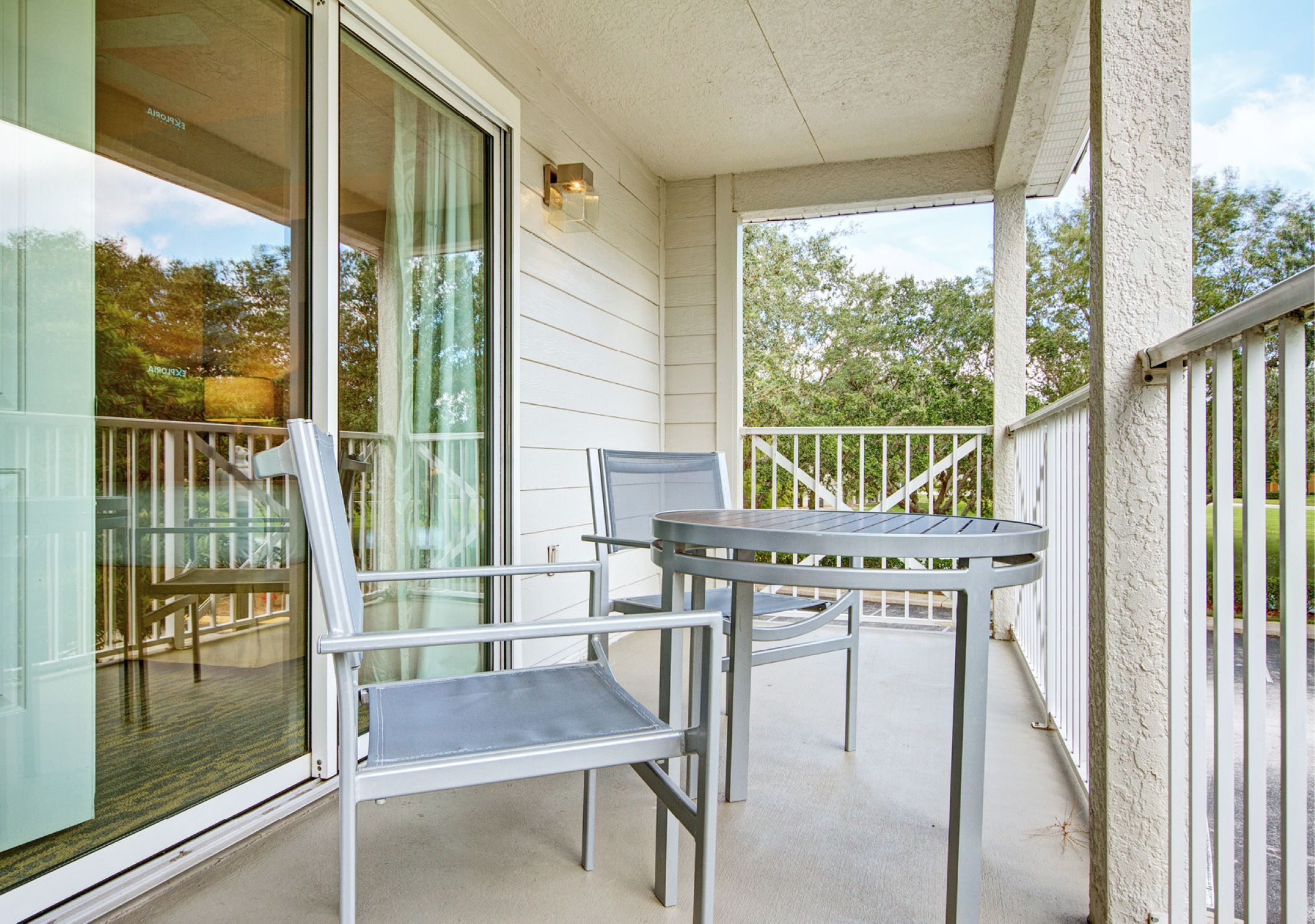 Apartment One Bedroom One Bathroom