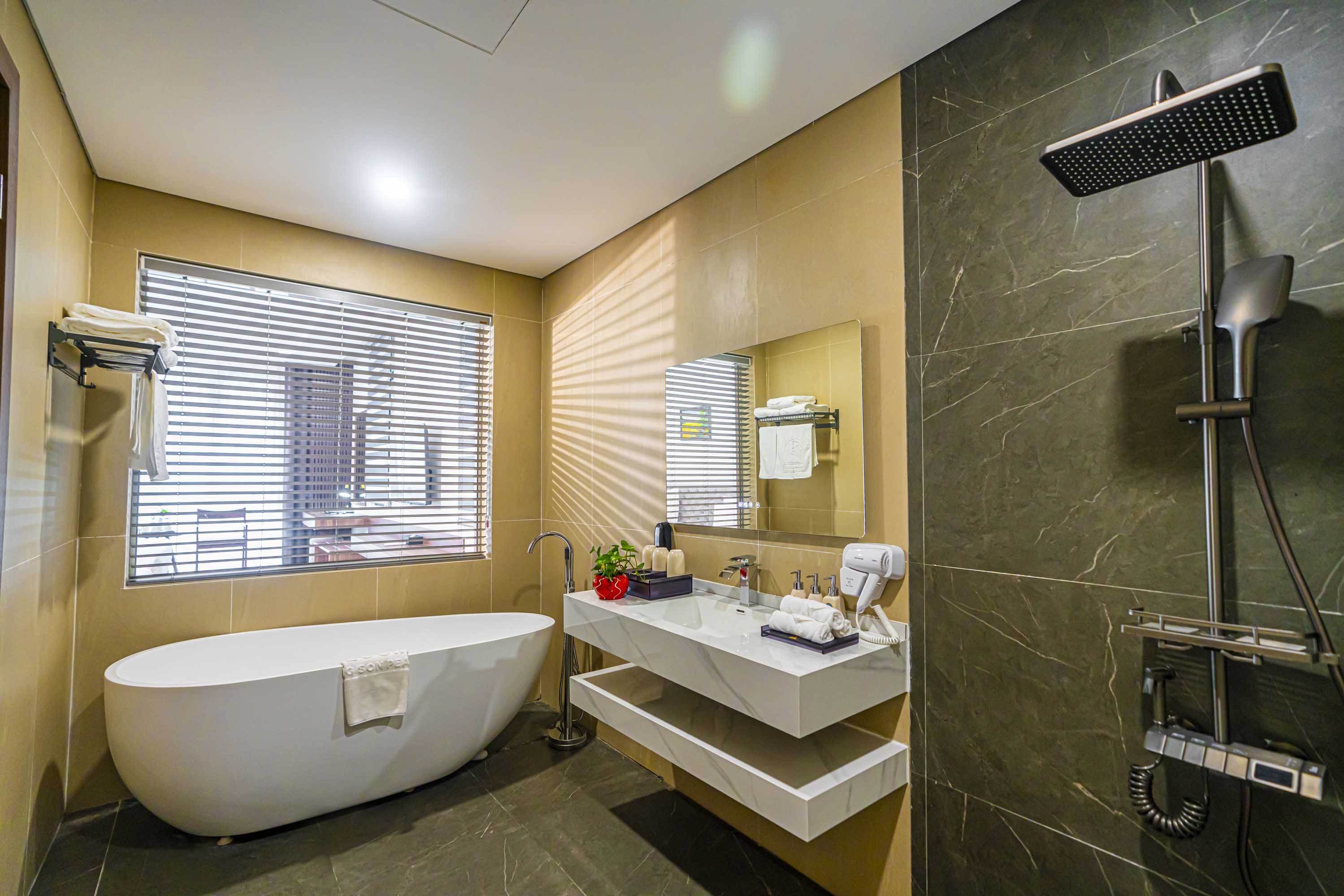 Double One Bedroom One Bathroom