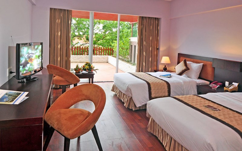 Twin Deluxe Garden View