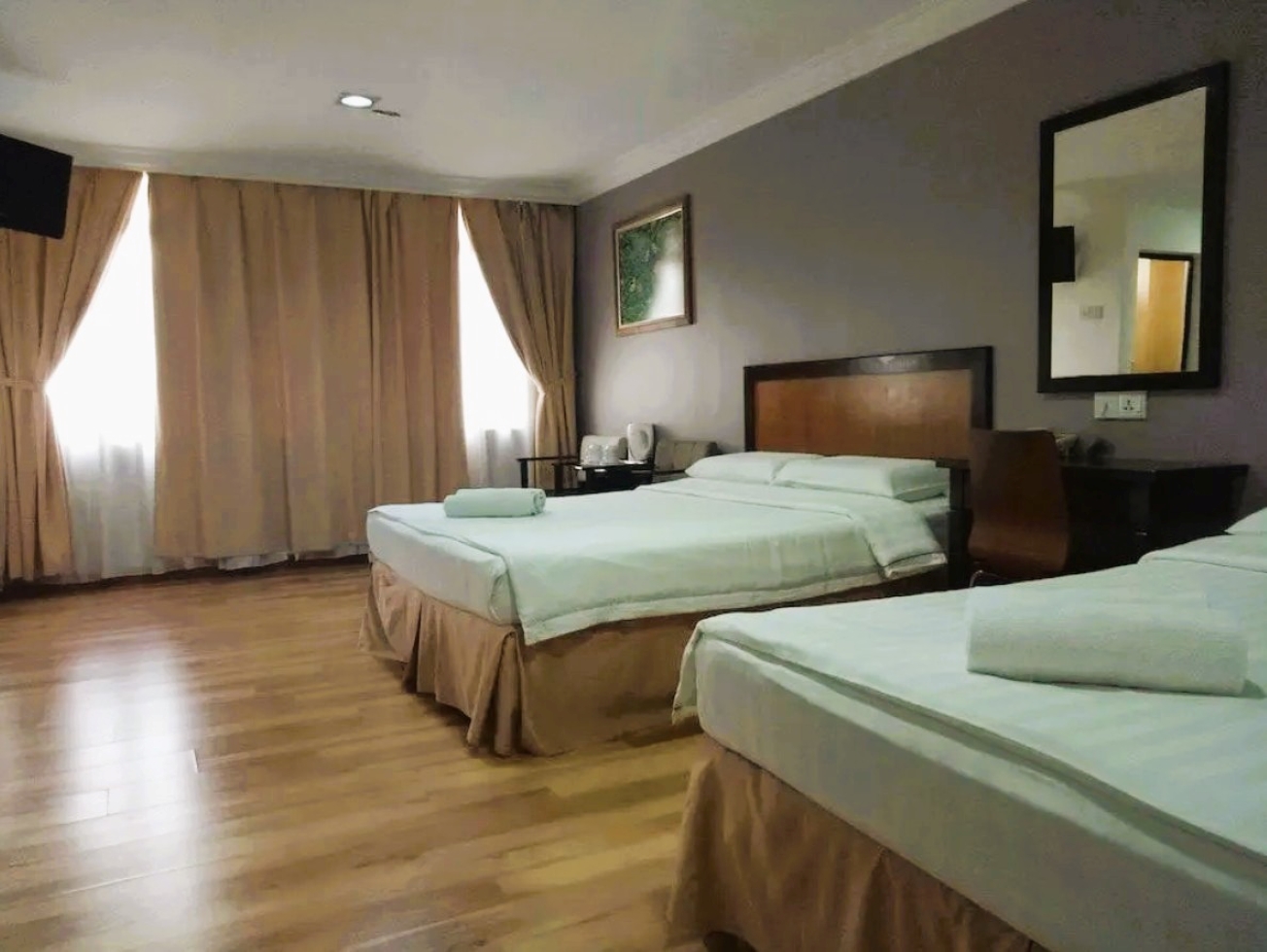 Family Room Executive