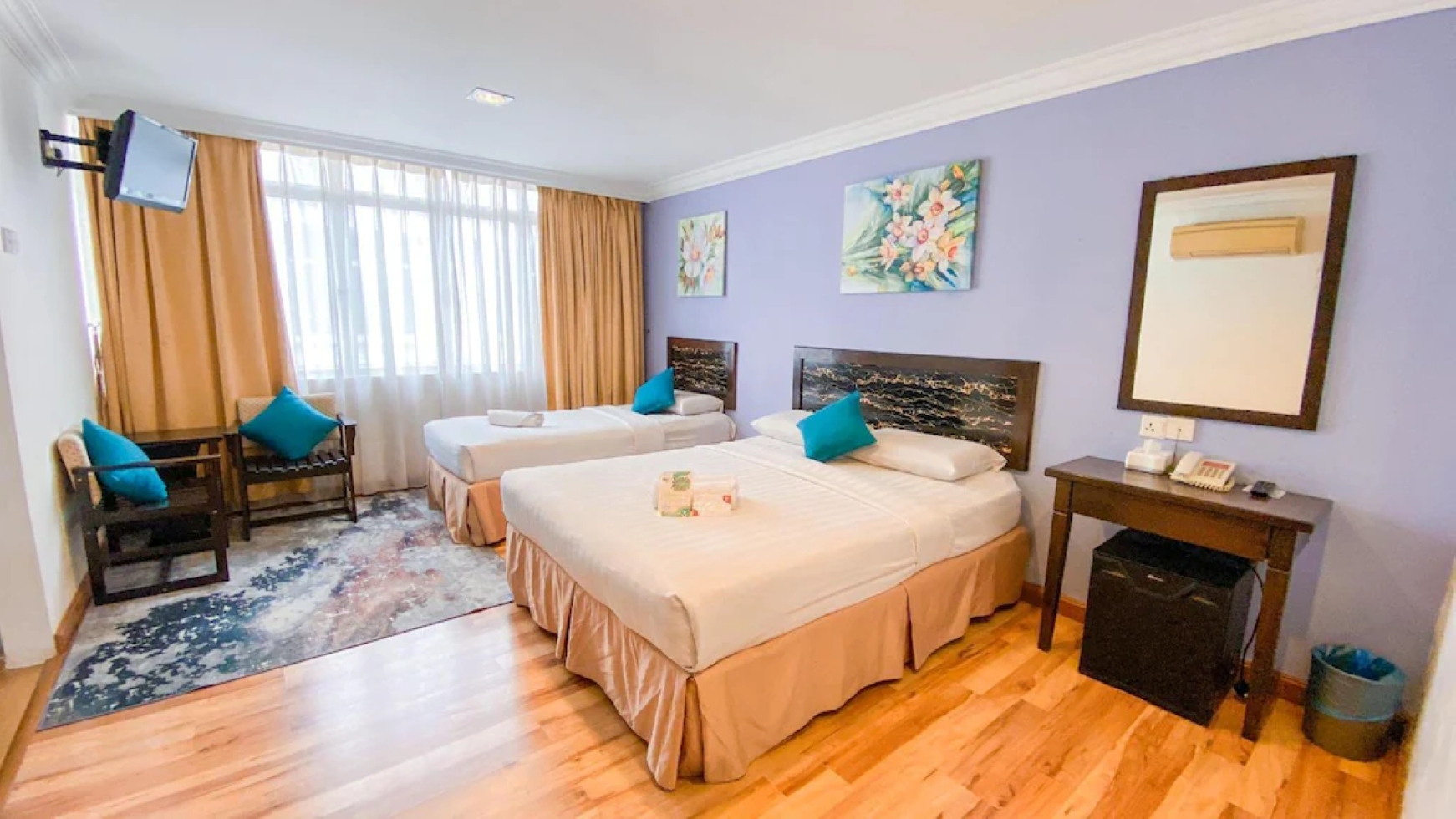 Family Room Executive