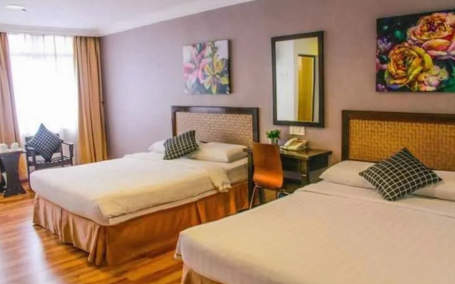 Family Room Executive