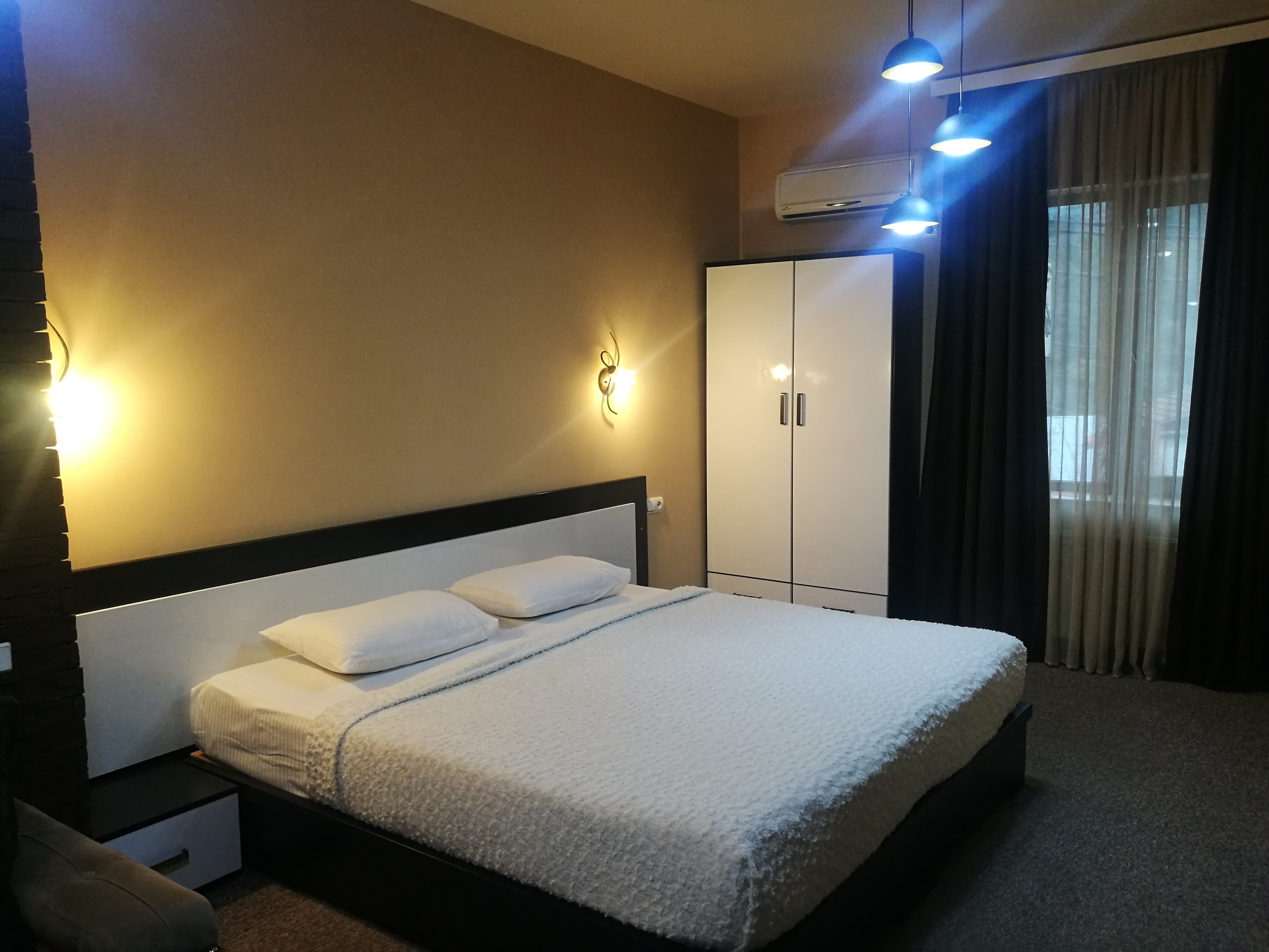 Family Room Capacity 4