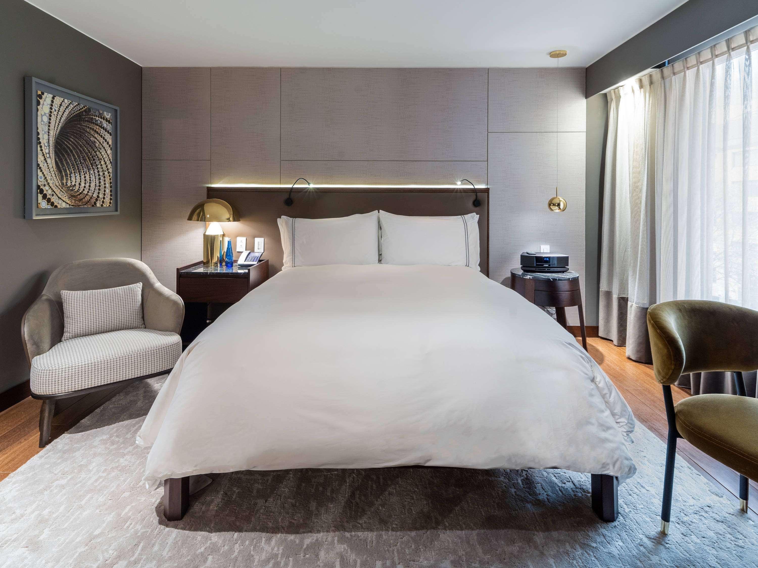 Double Superior Queen Bed