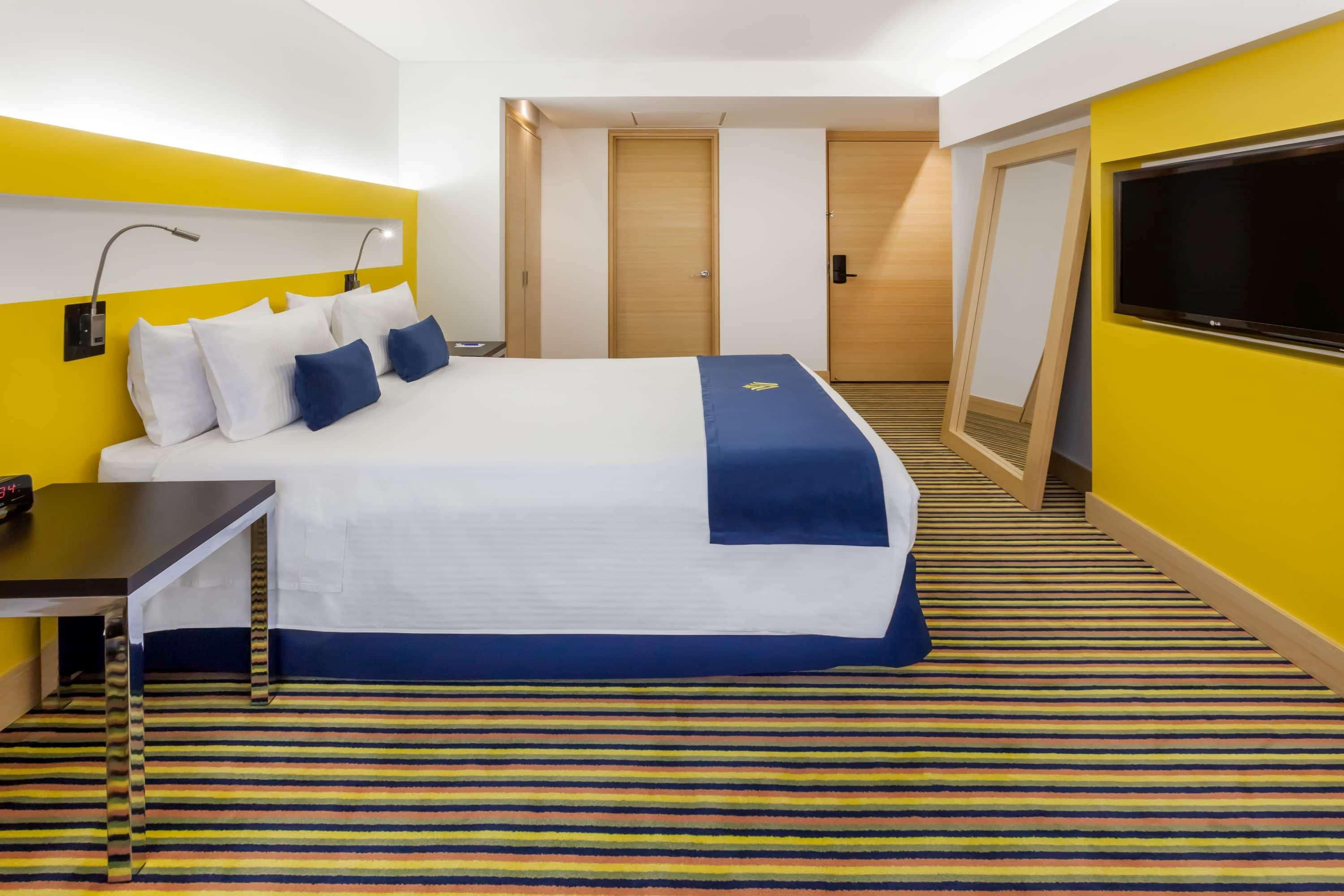 Double Queen Size Bed