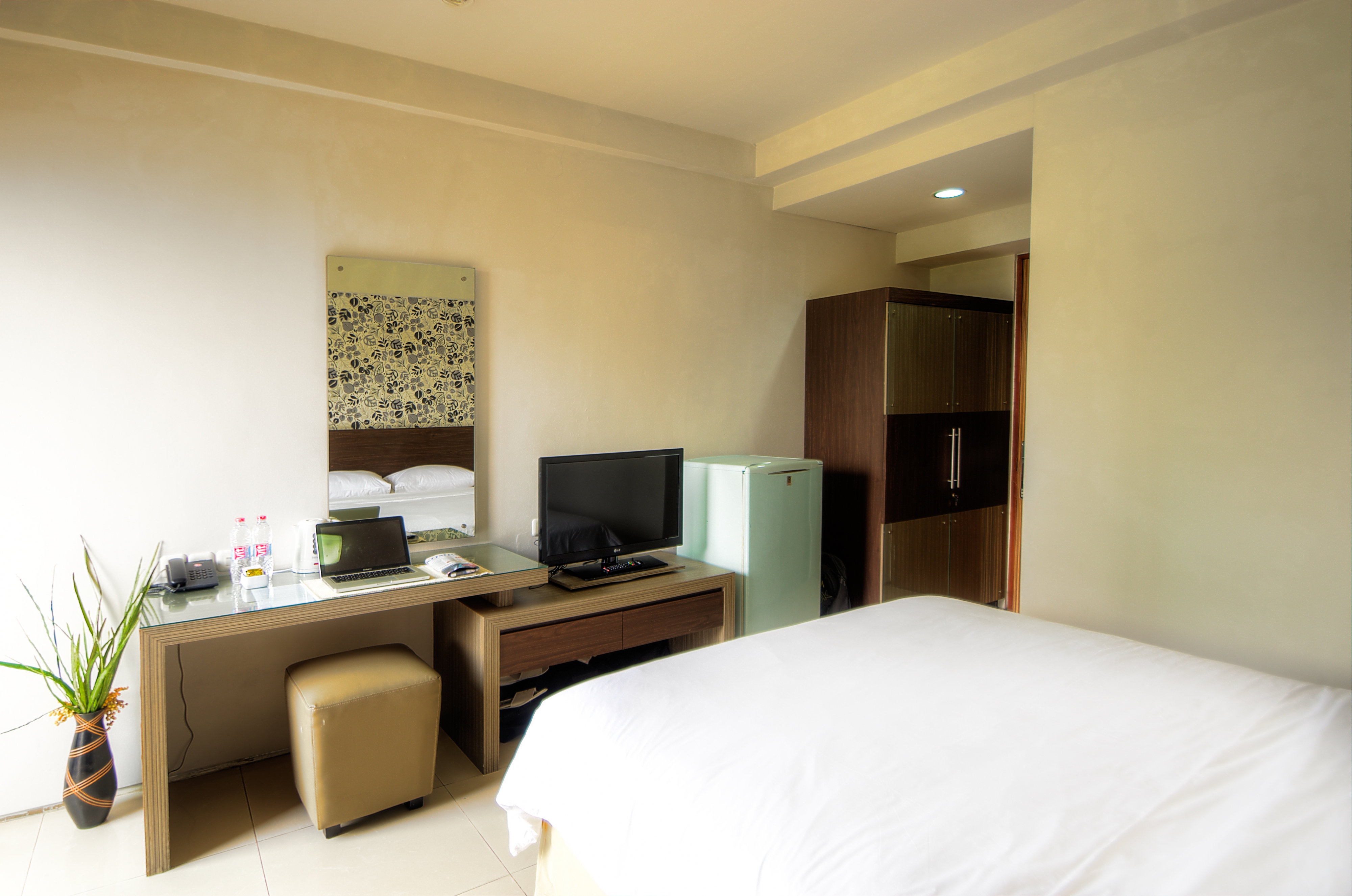 Double or Twin Standard