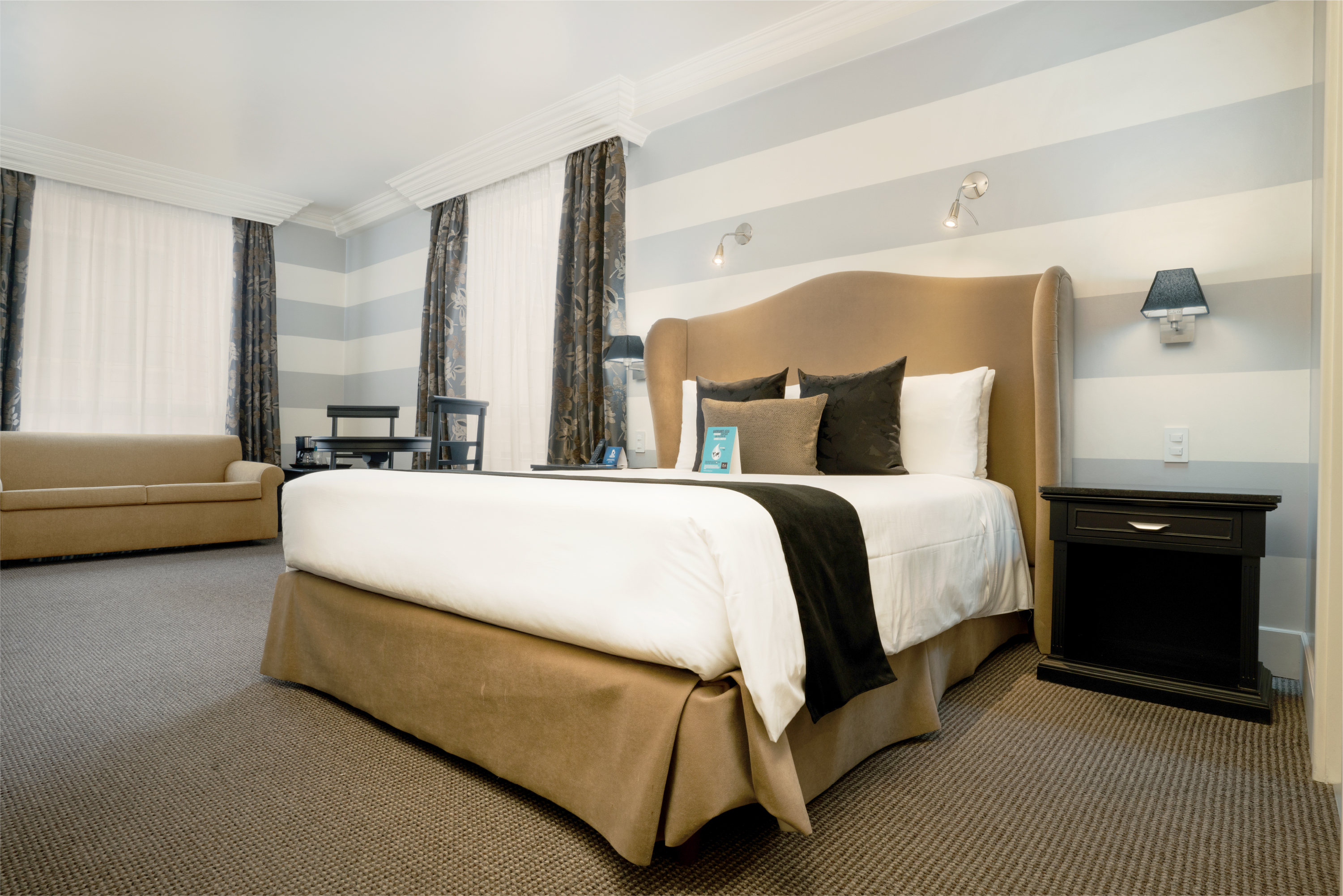 Double Superior Queen Bed