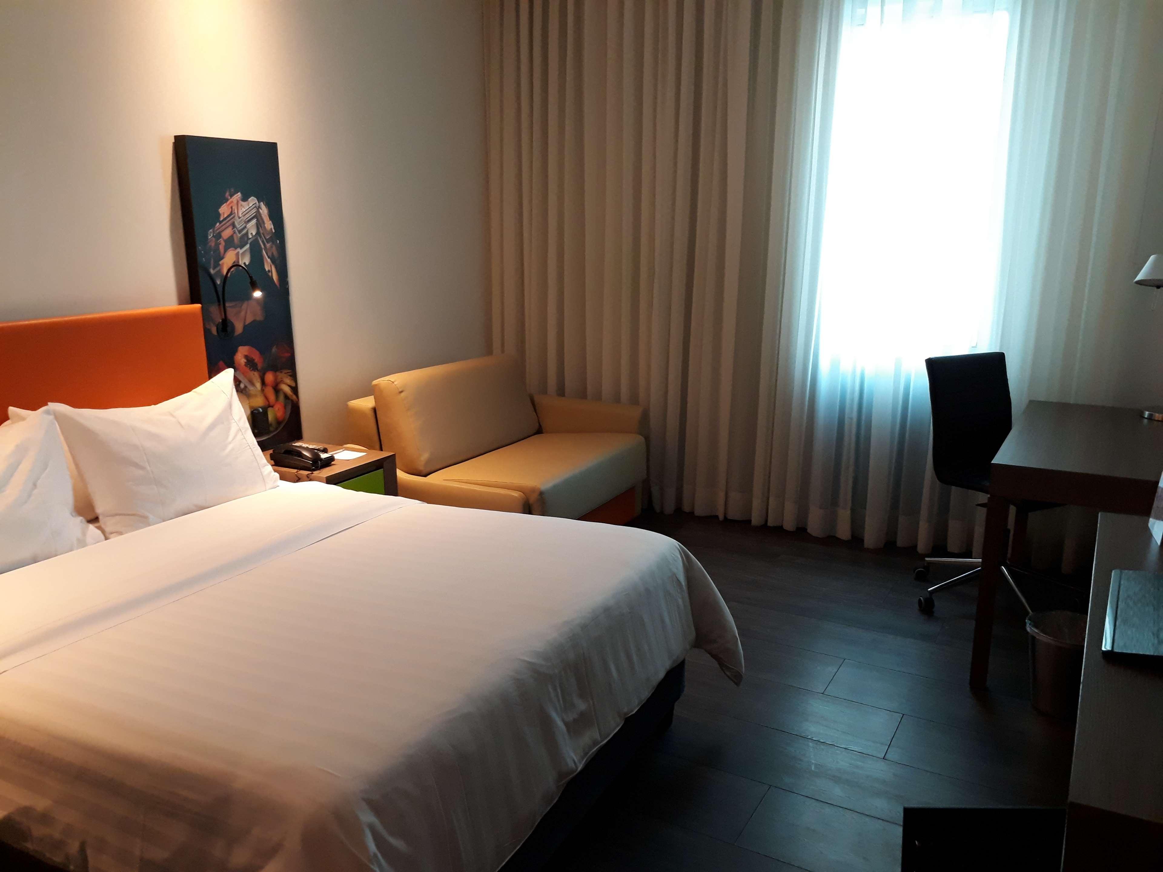 Double Queen Size Bed