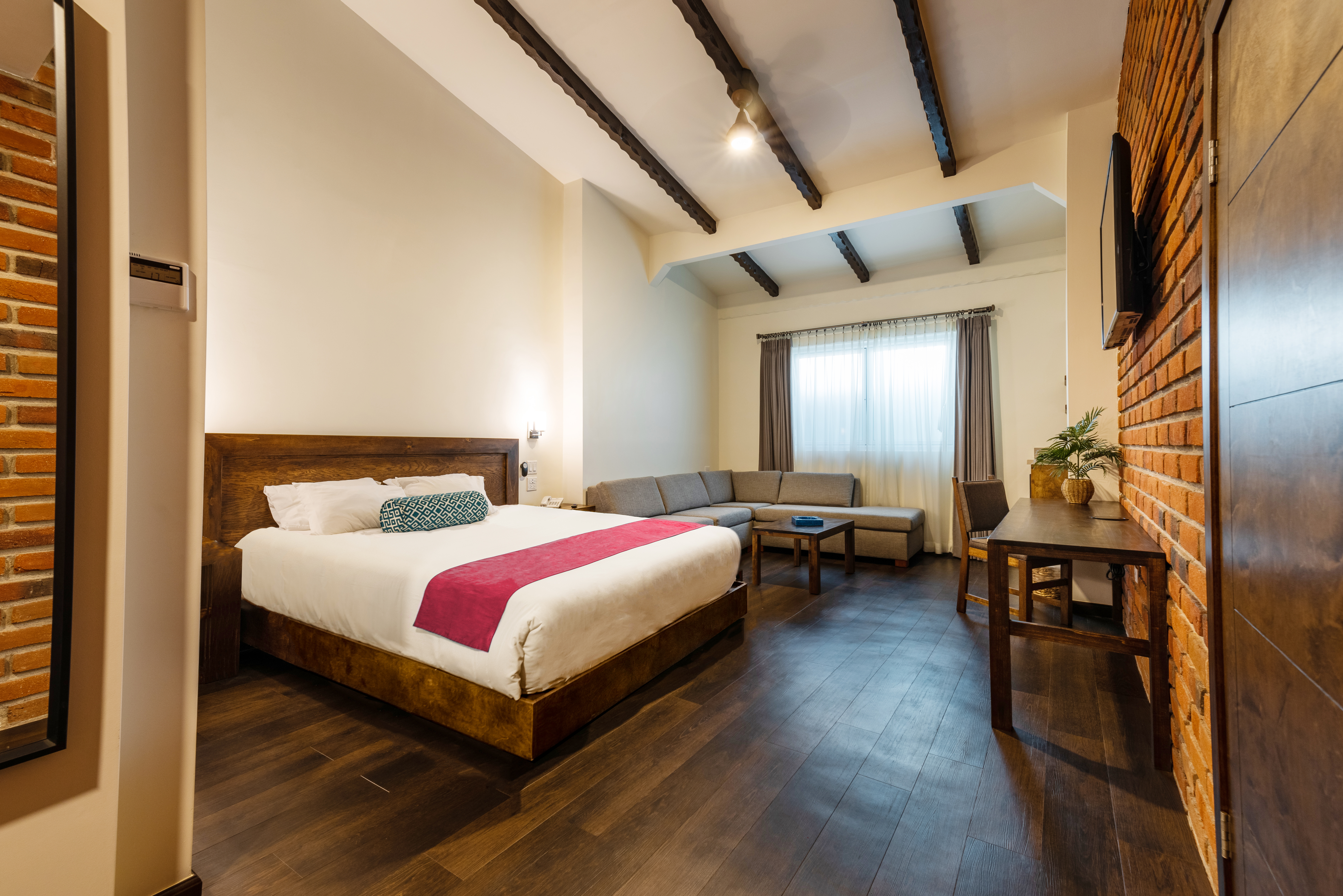 Studio Superior King Bed