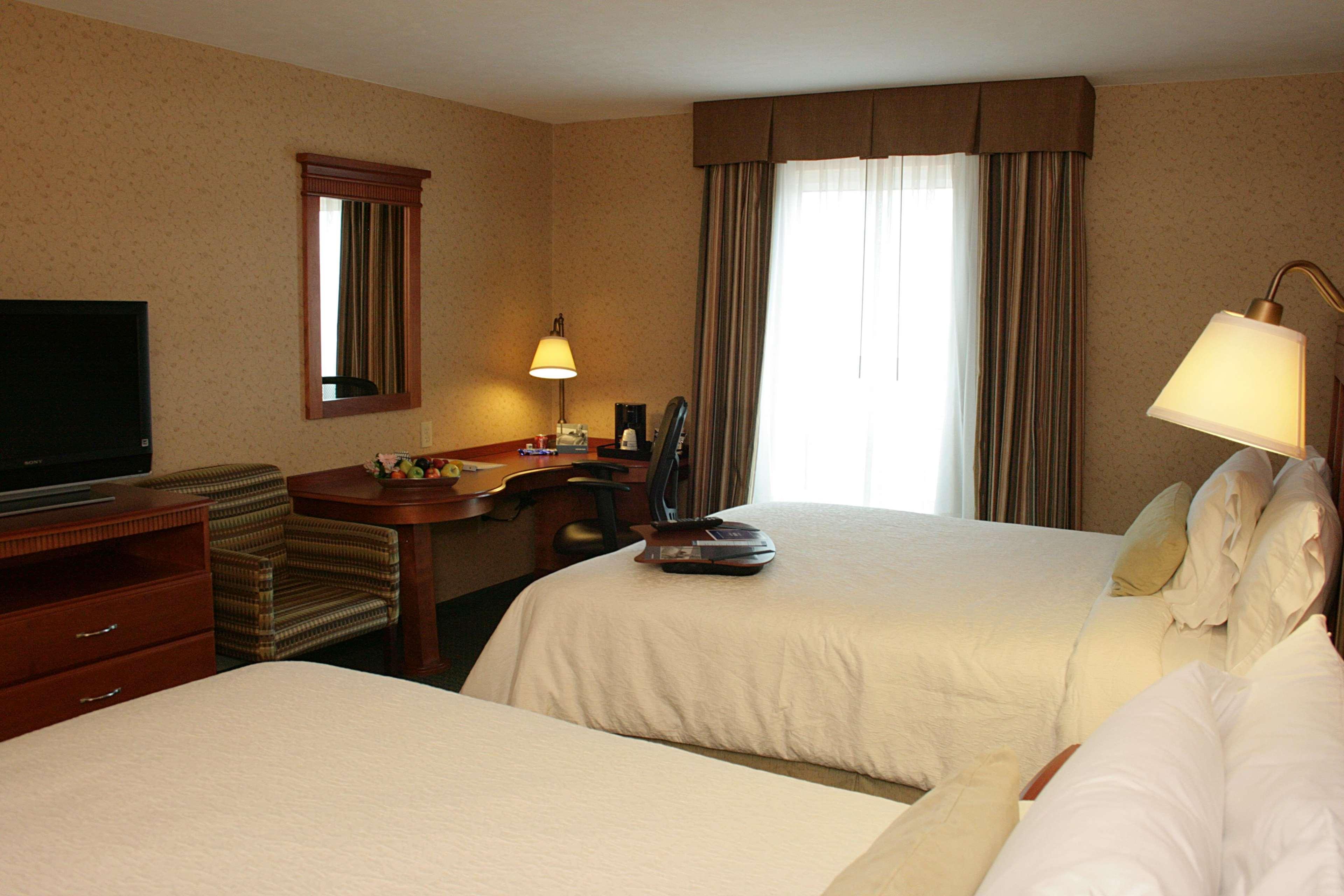 Double Two Queen Beds Non Smoking