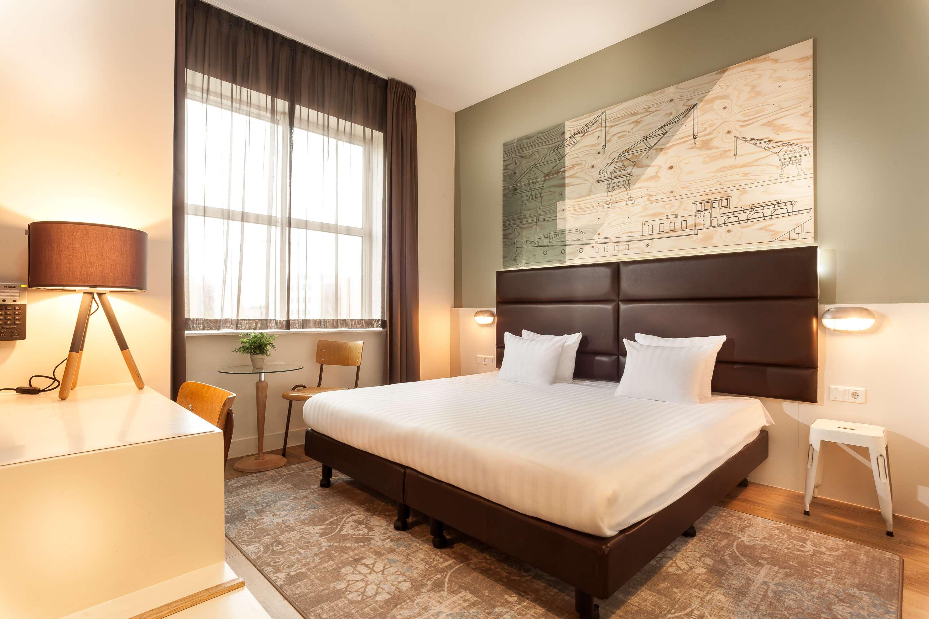 Double King Size Bed