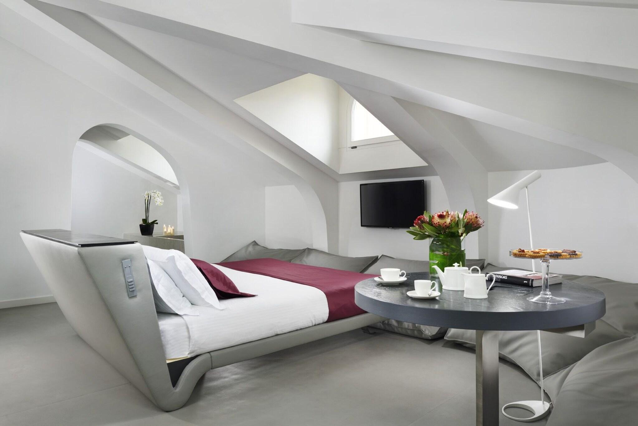 Double Superior King Bed