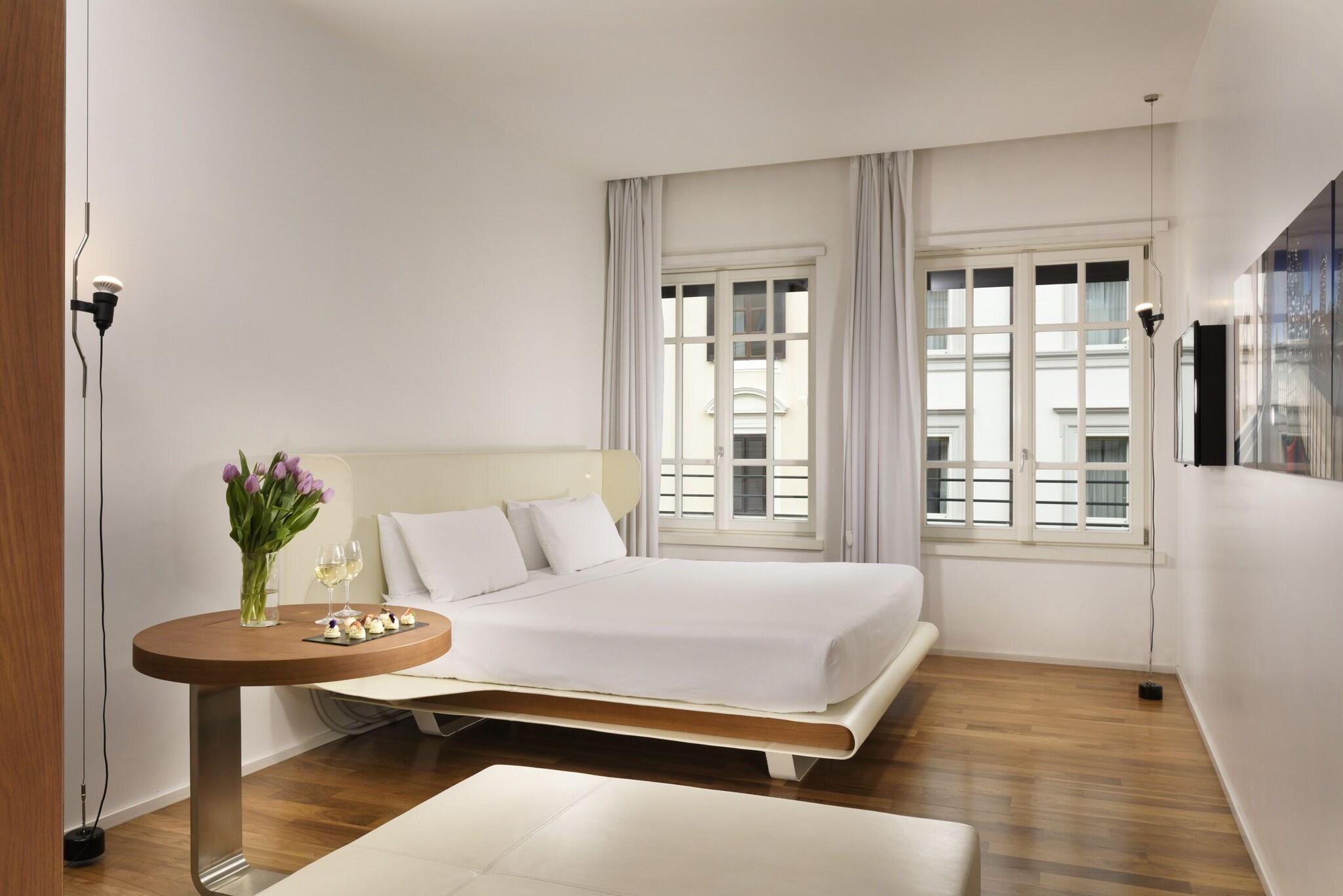 Double Superior King Bed