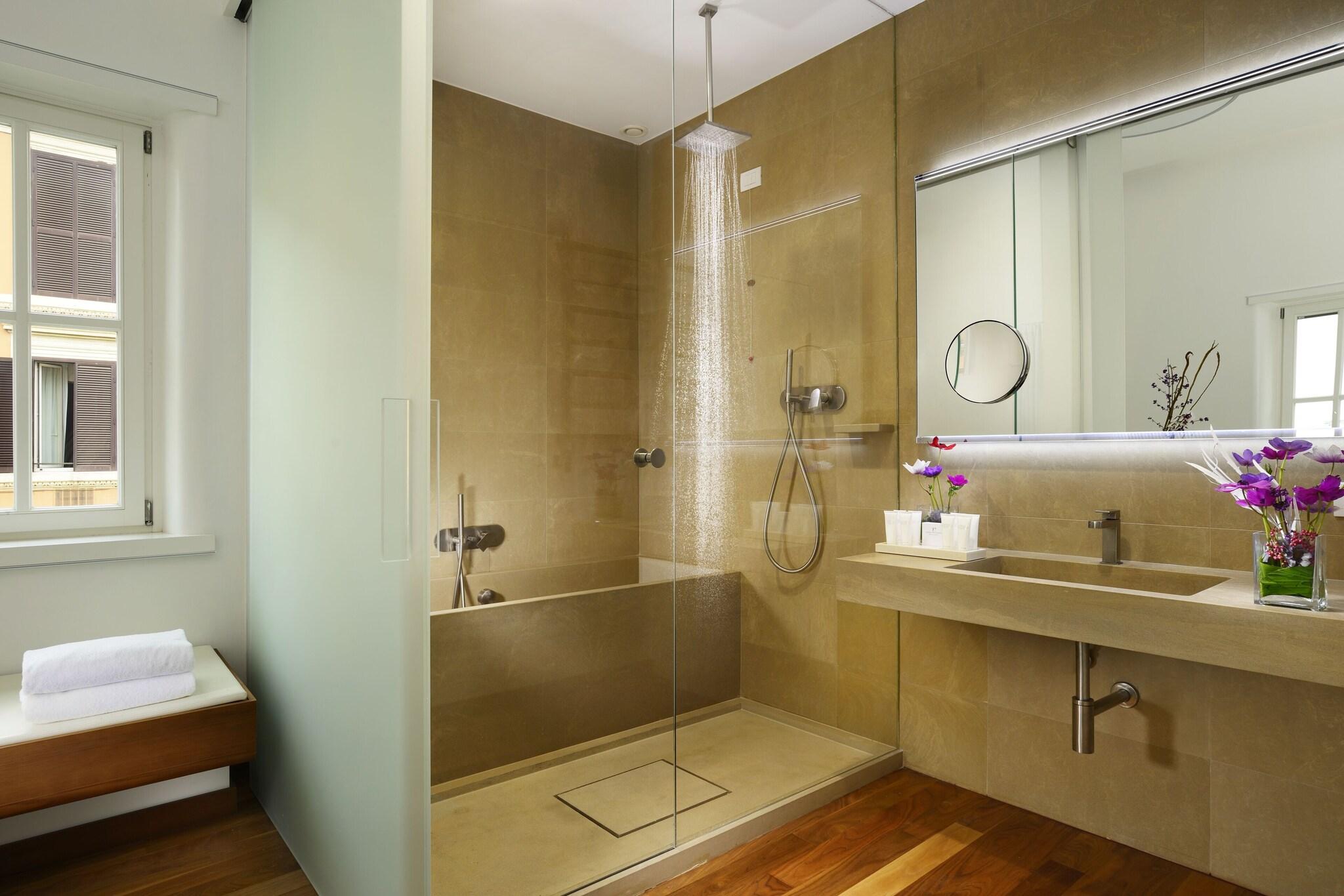 Double Superior King Bed