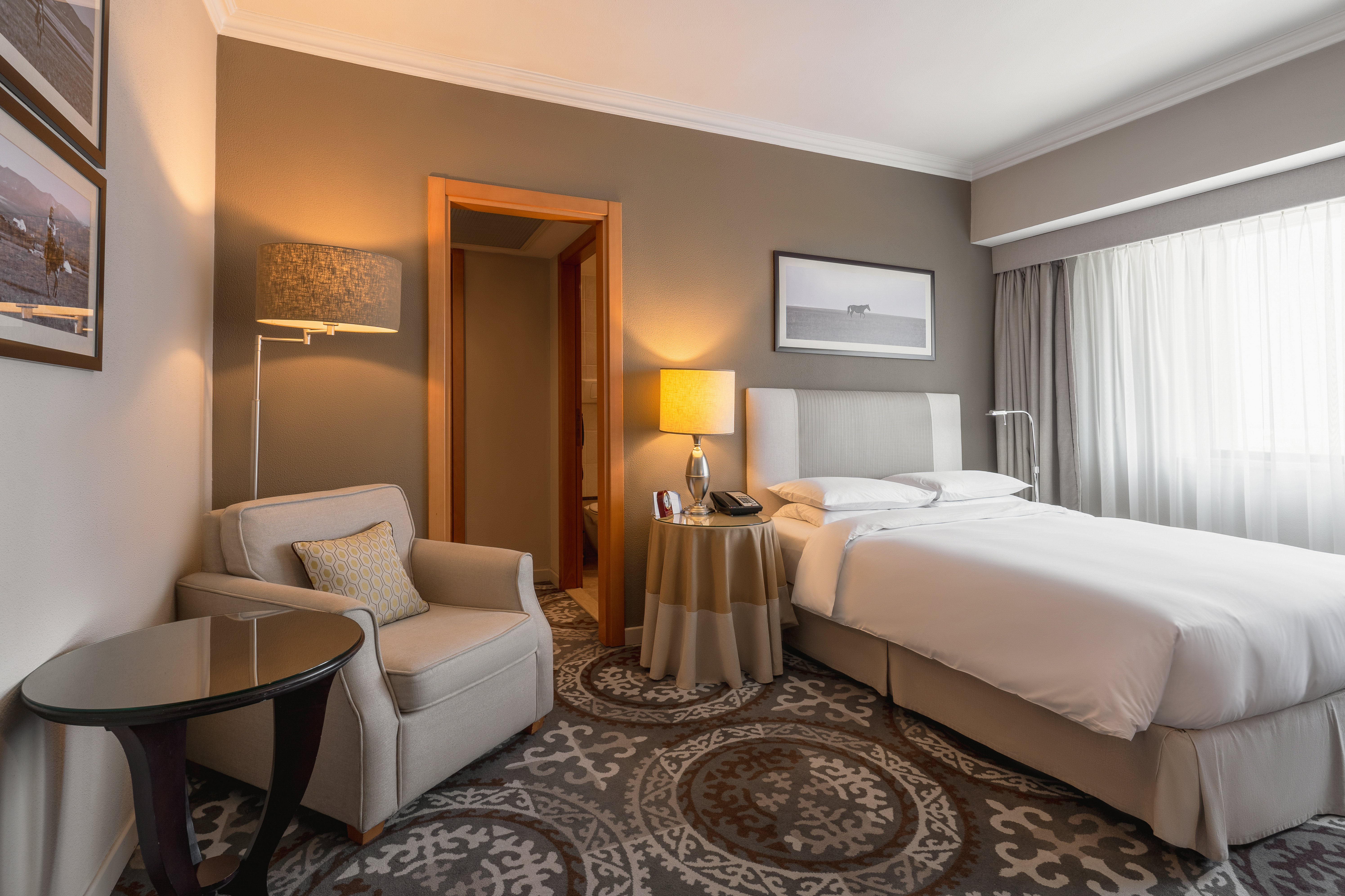 Double Queen Bed Non Smoking