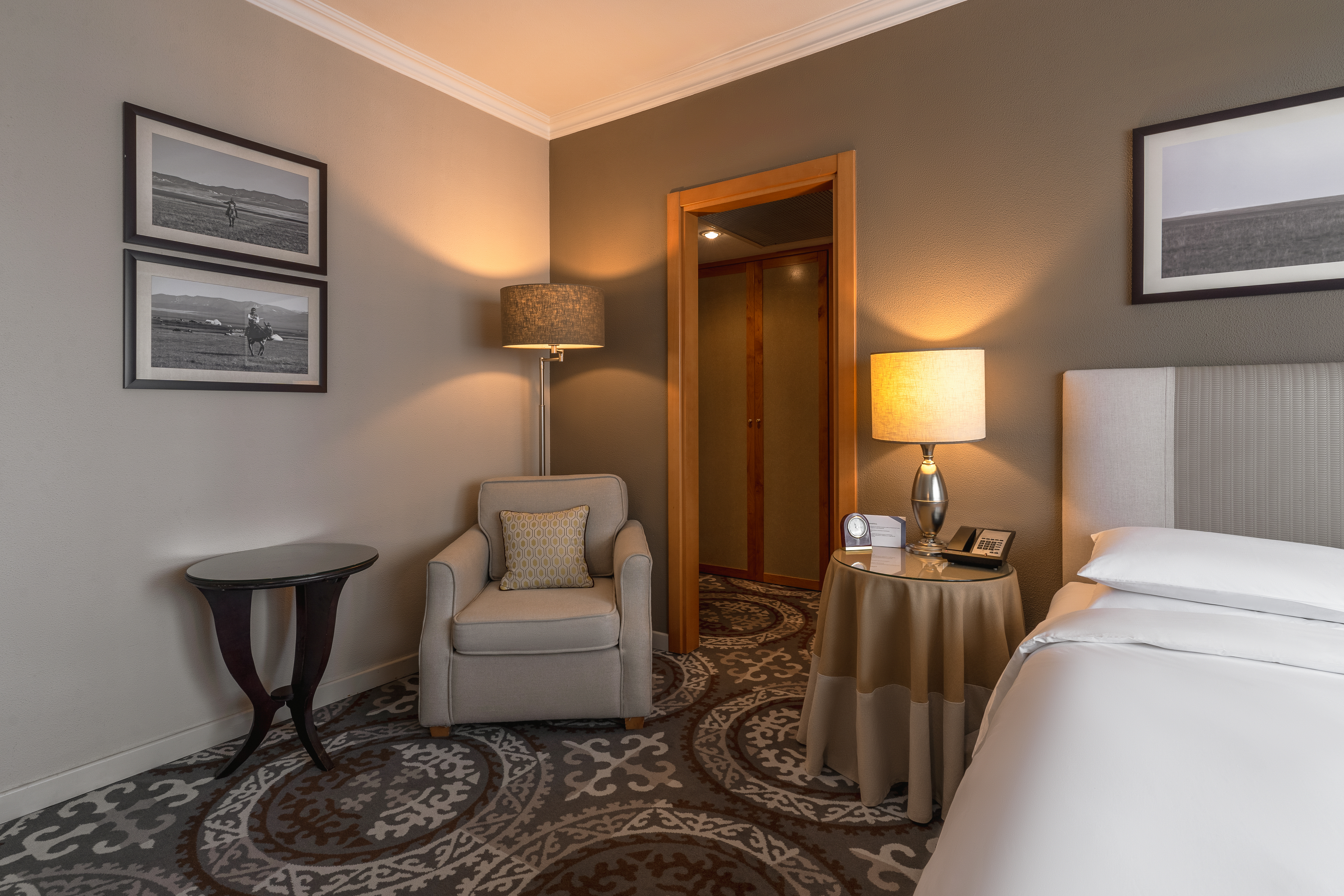 Double Queen Bed Non Smoking