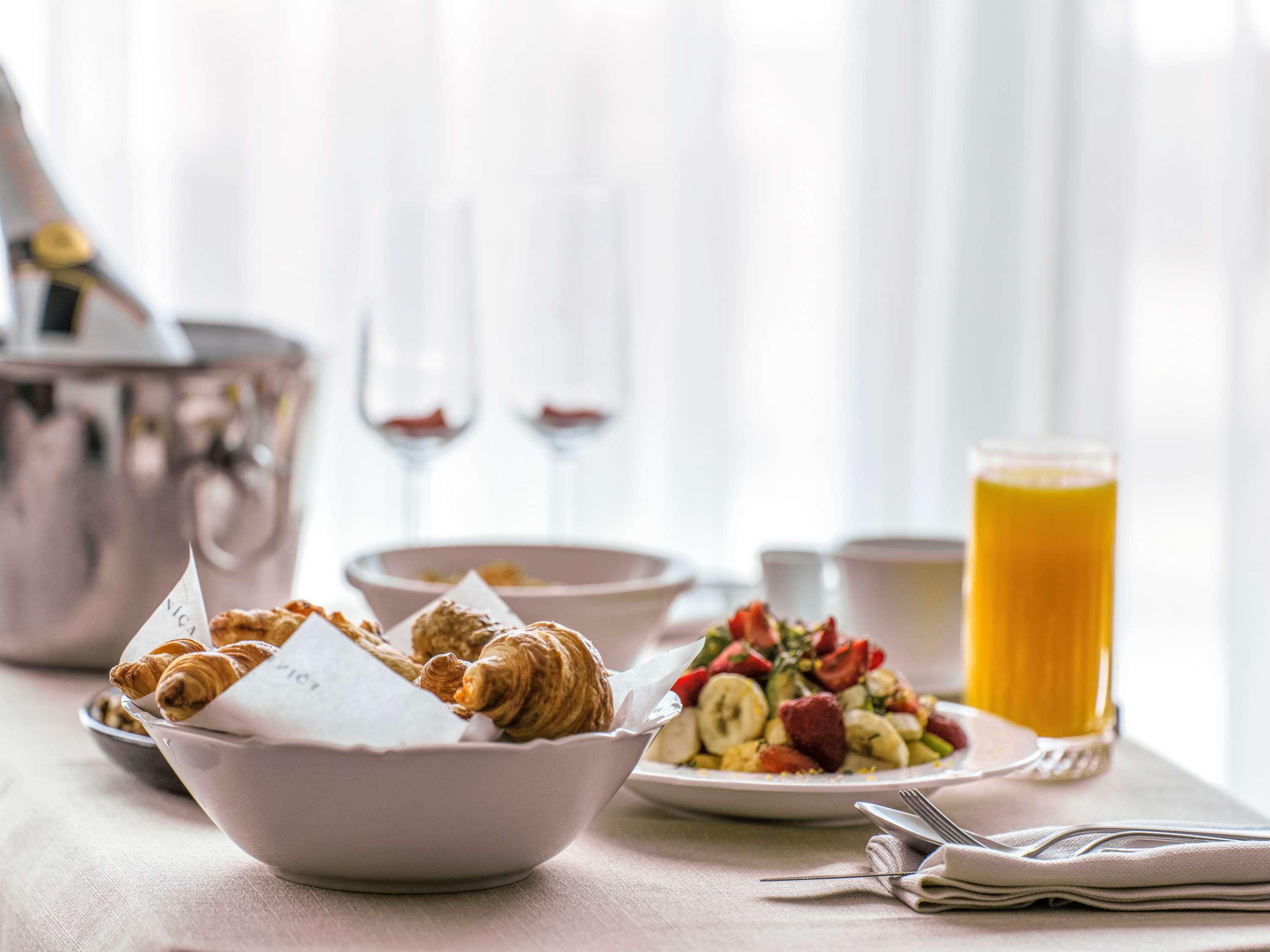 Junior Suite City View