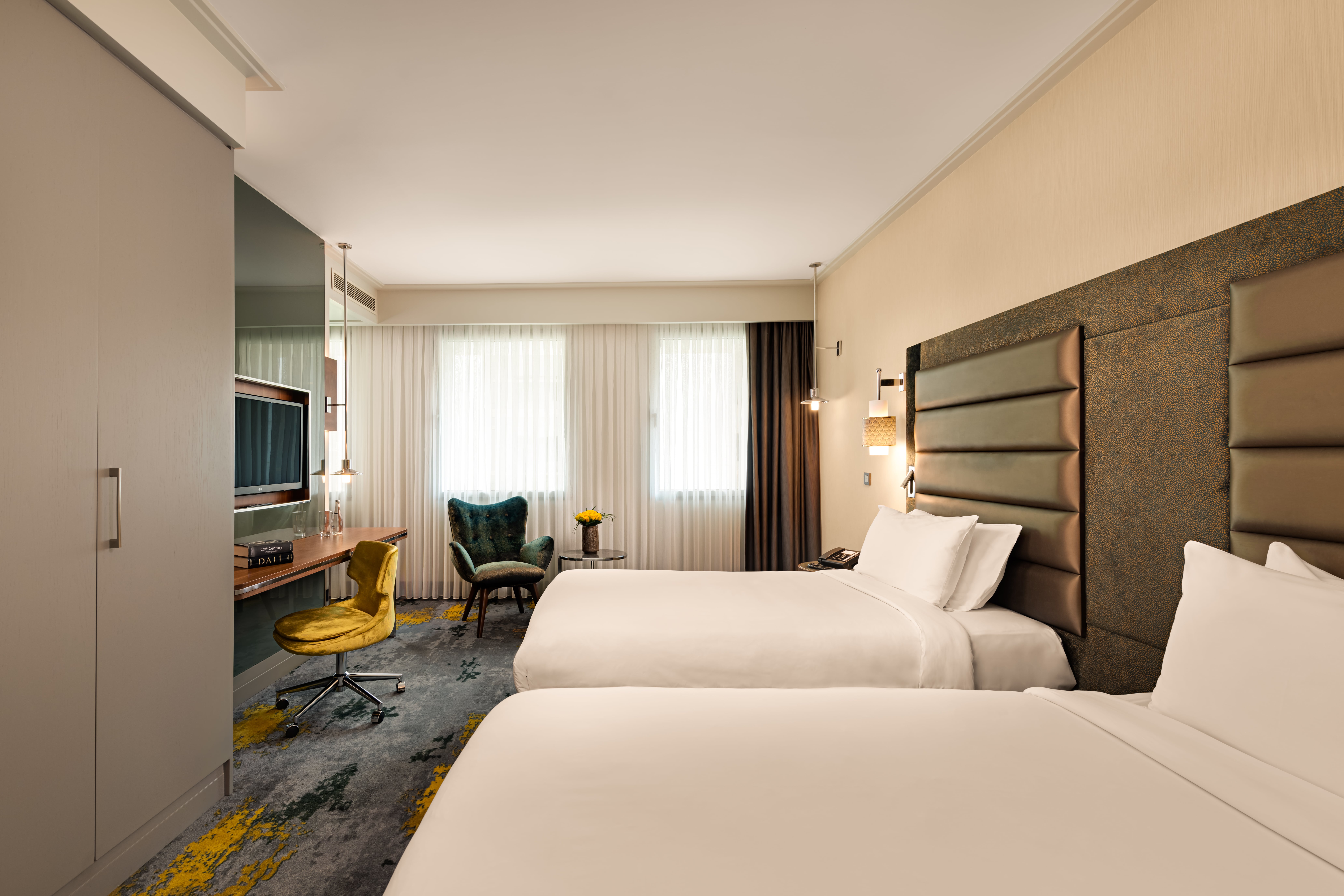 Twin Superior City View