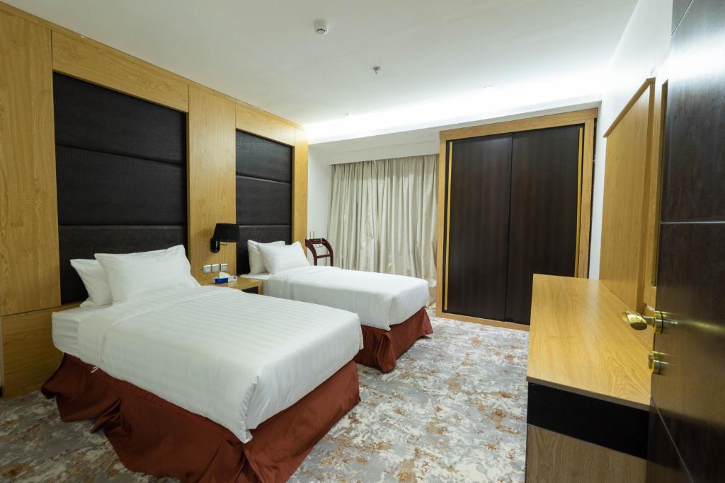 Double or Twin Deluxe