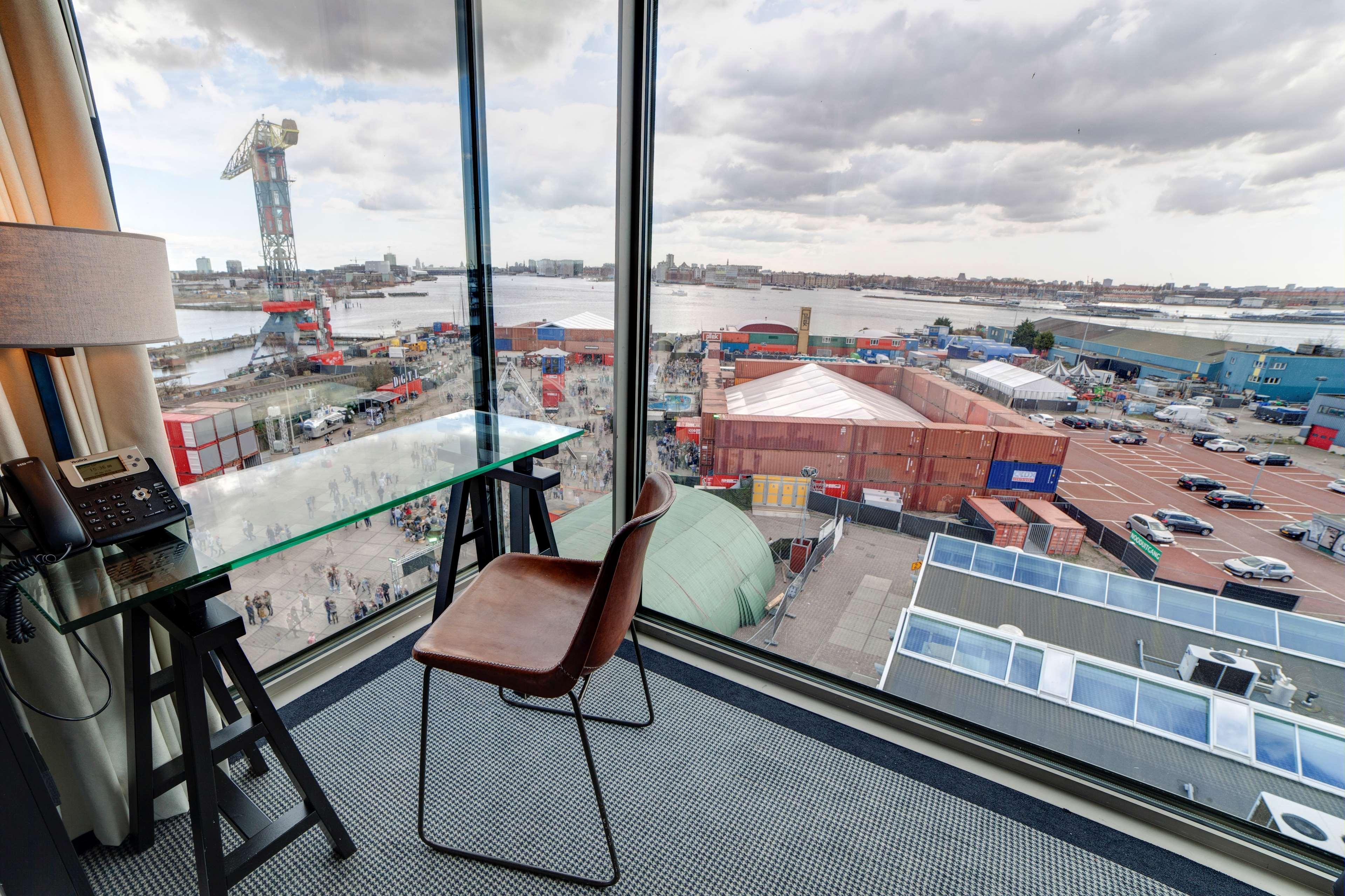 Double Superior Queen Bed