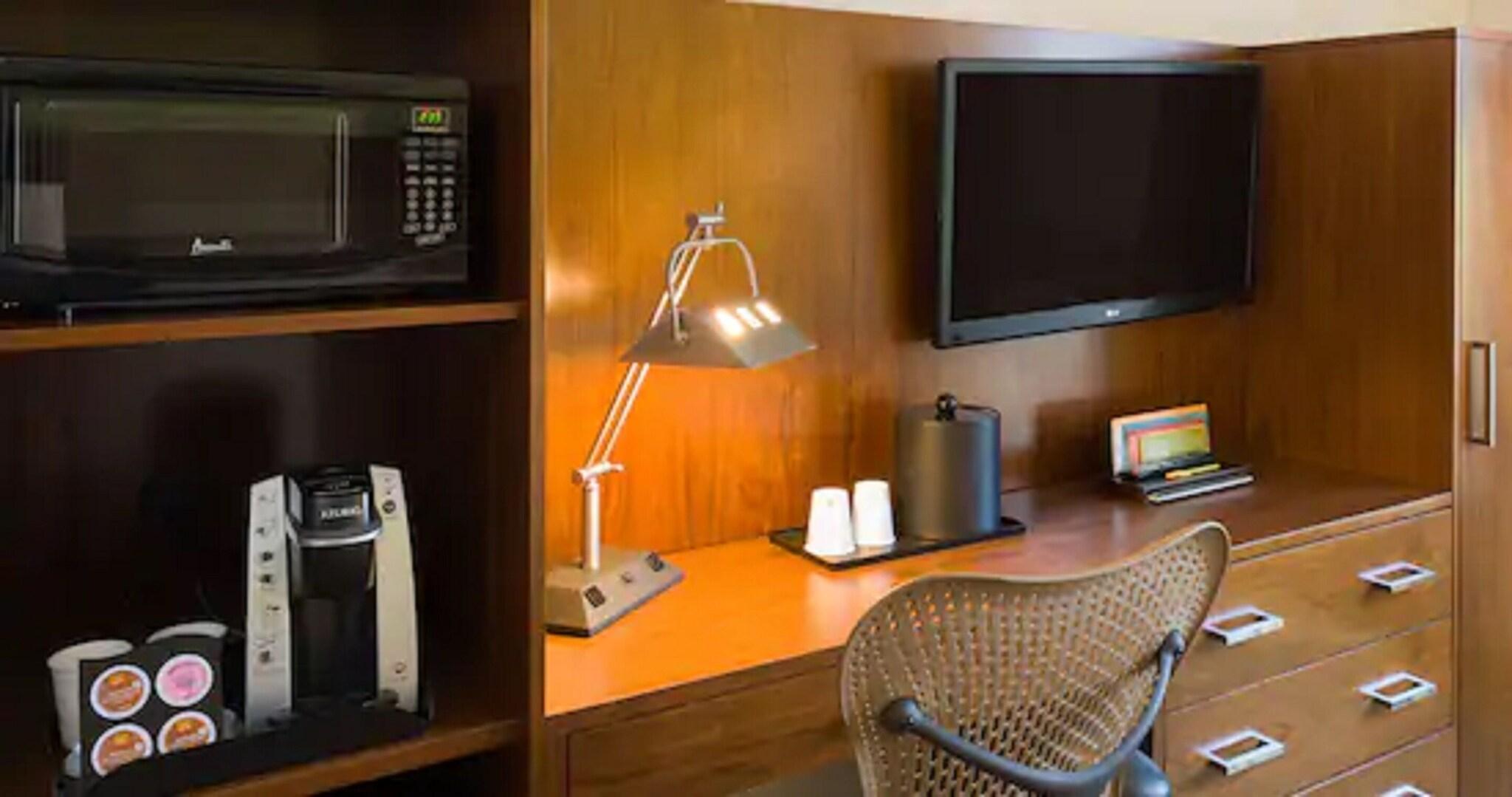 Quadruple Two Queen Beds Non Smoking