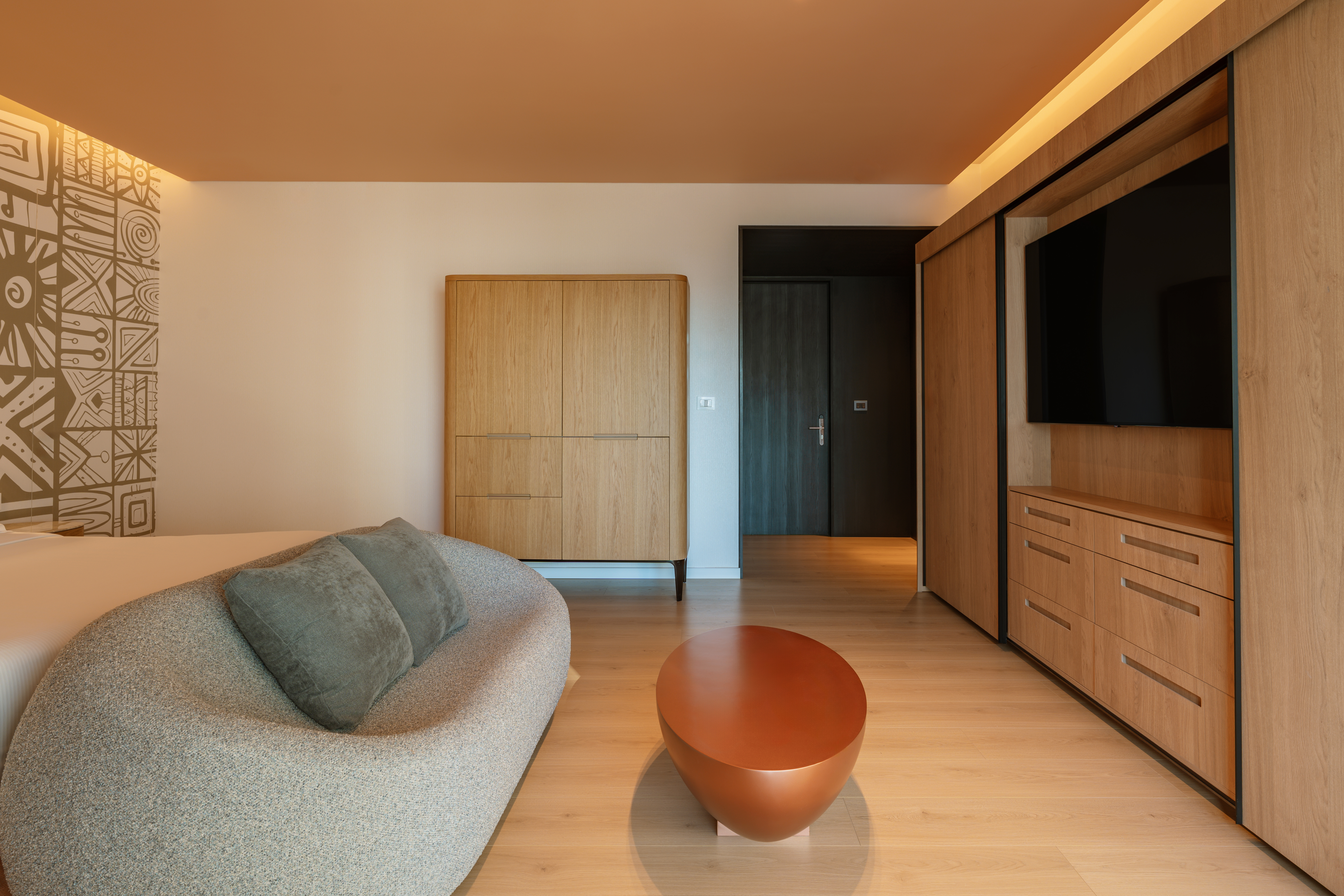 Double Deluxe One Bed