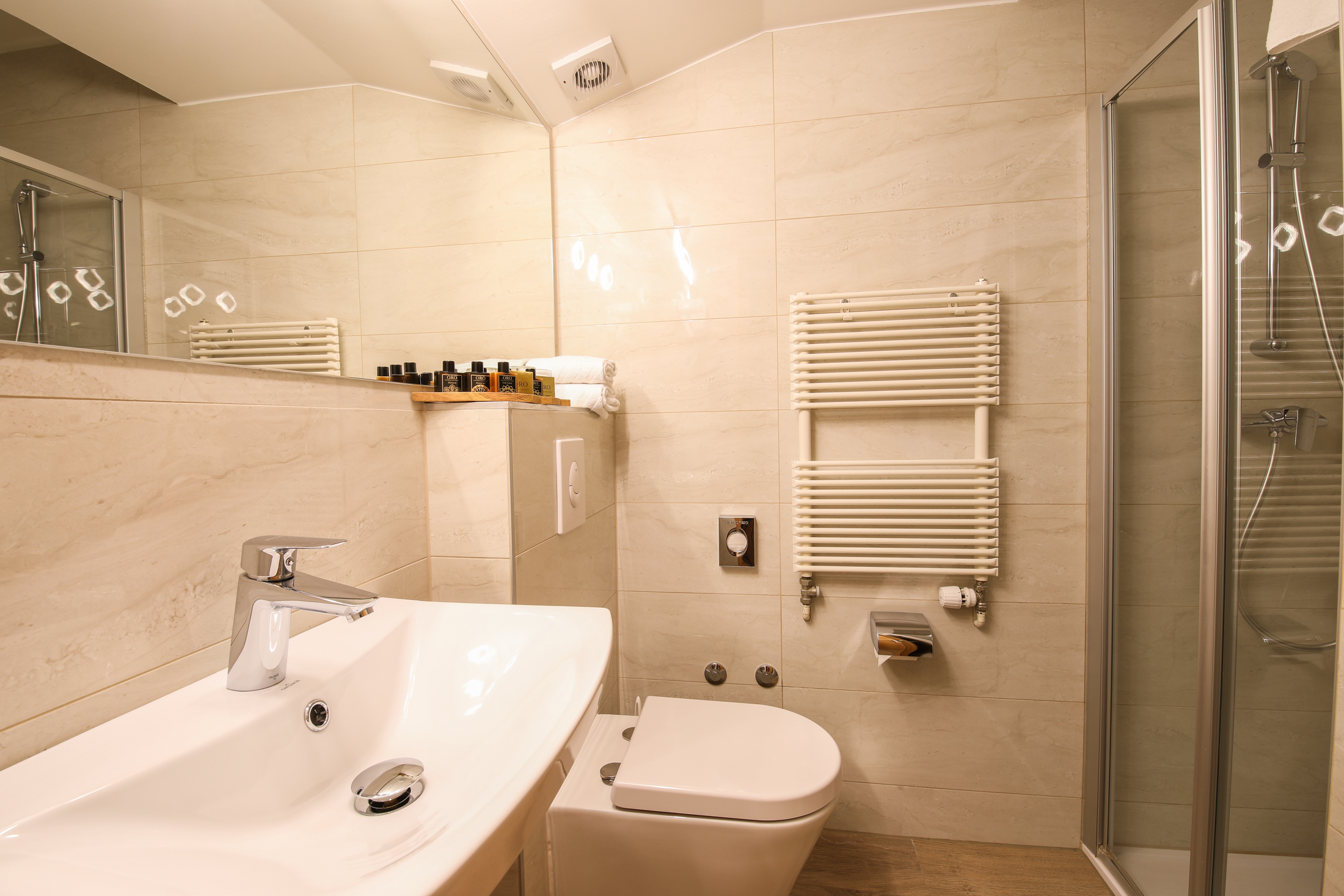 Double or Twin Standard