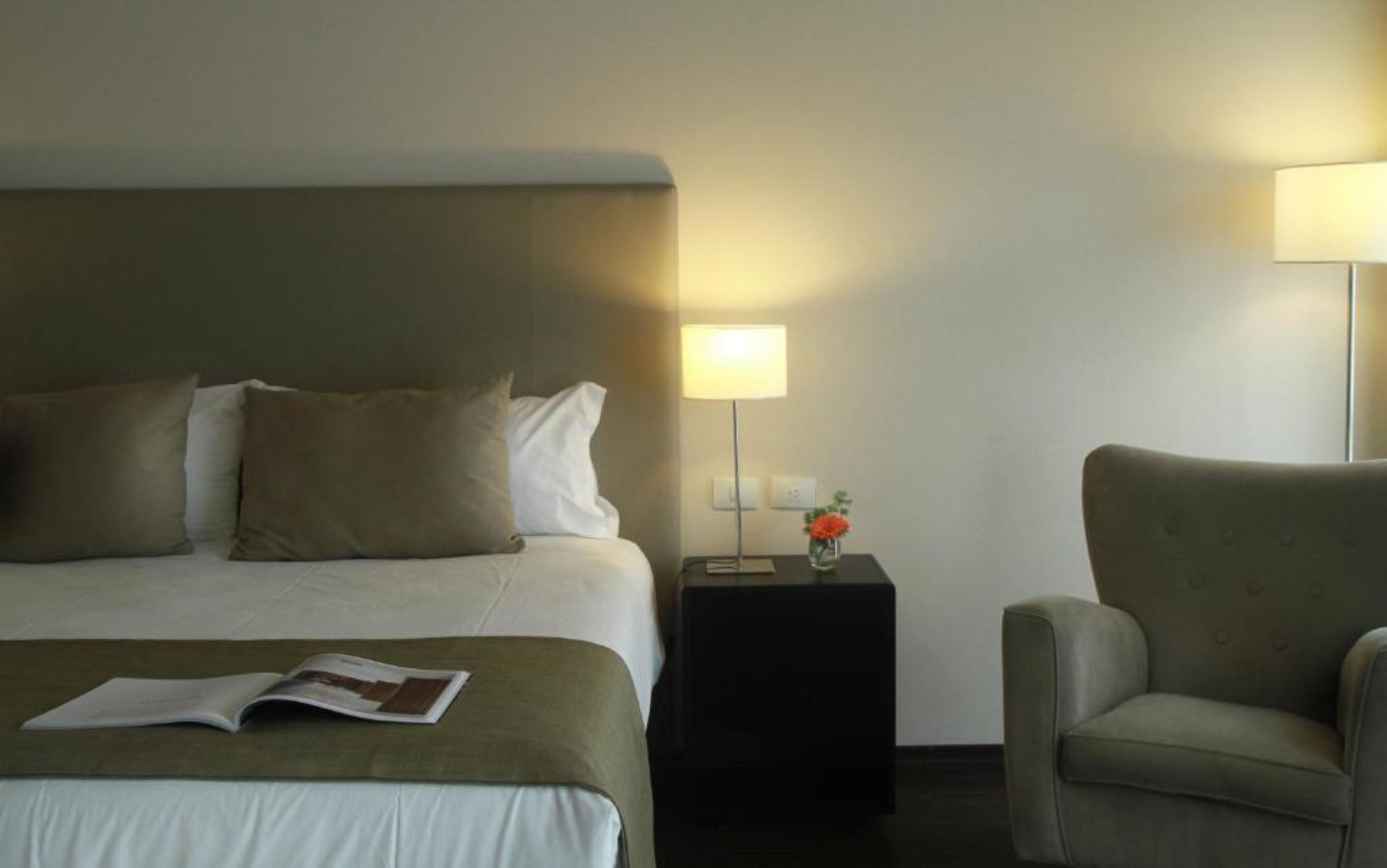 Double King Bed Non Smoking