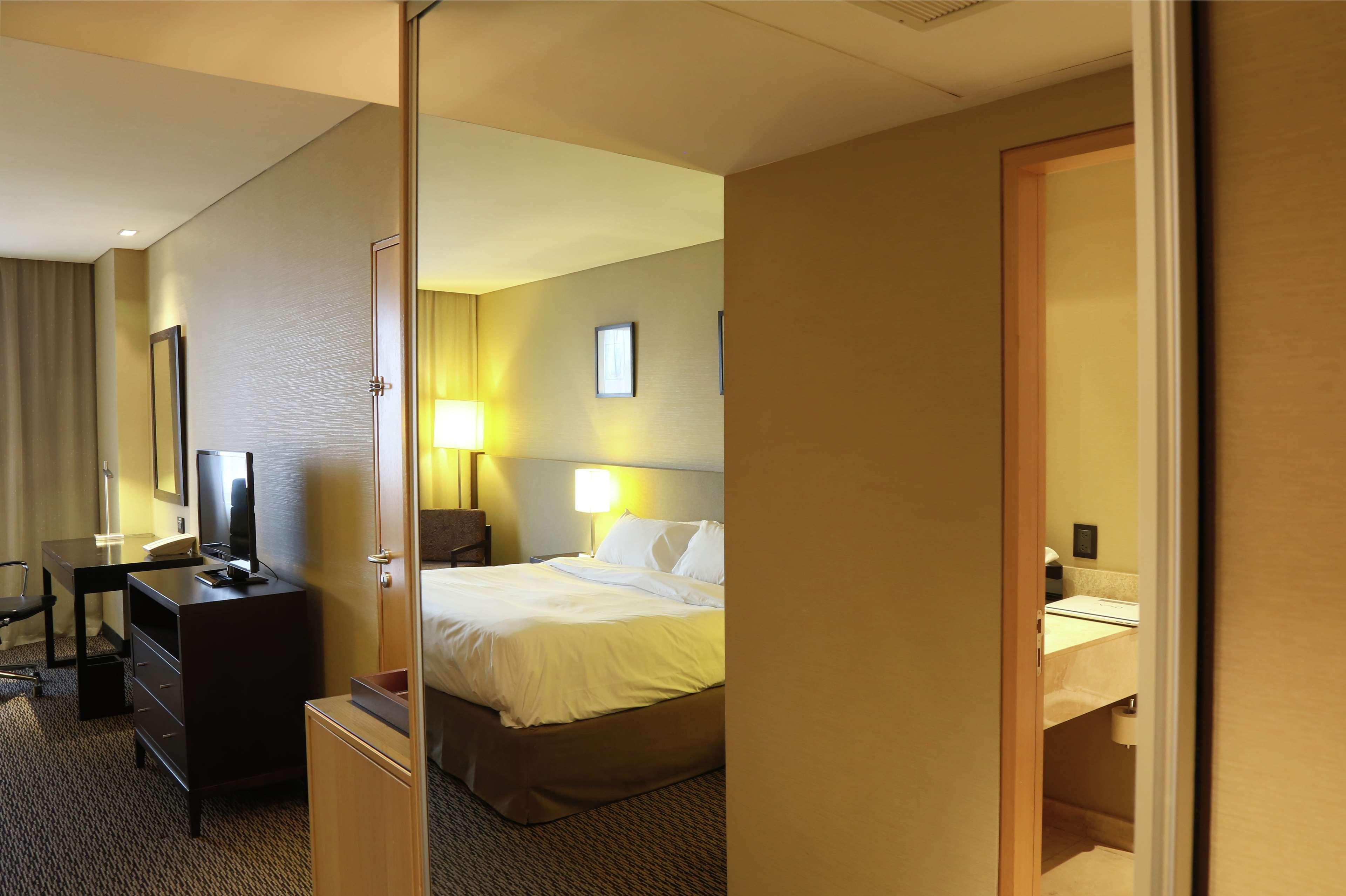 Double King Size Bed