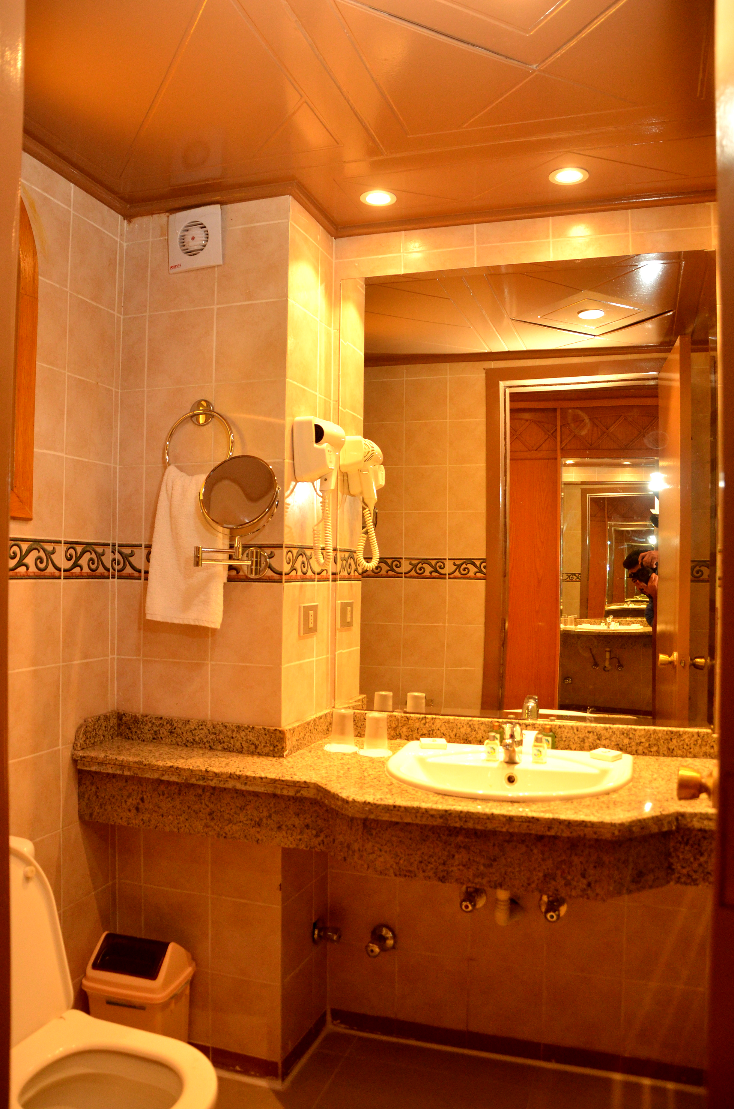 Family Room Capacity 4