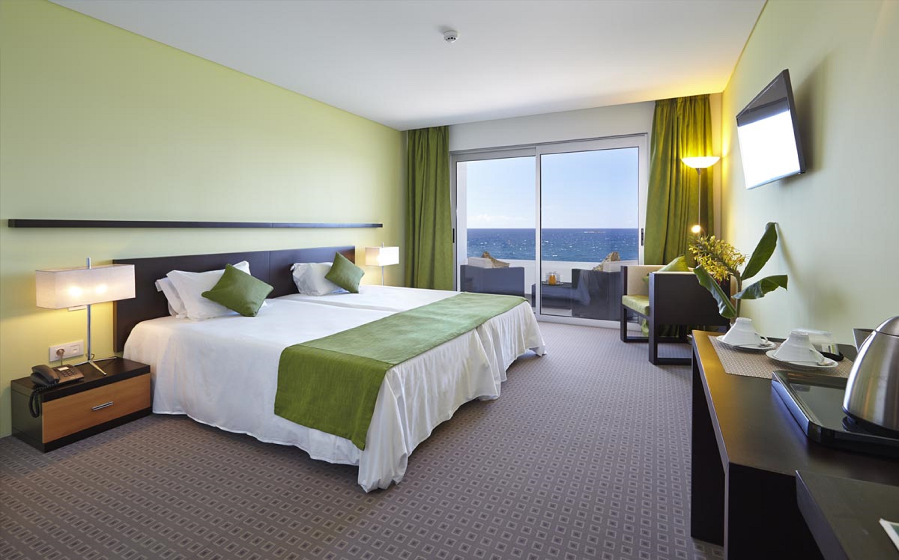 Double or Twin Sea View