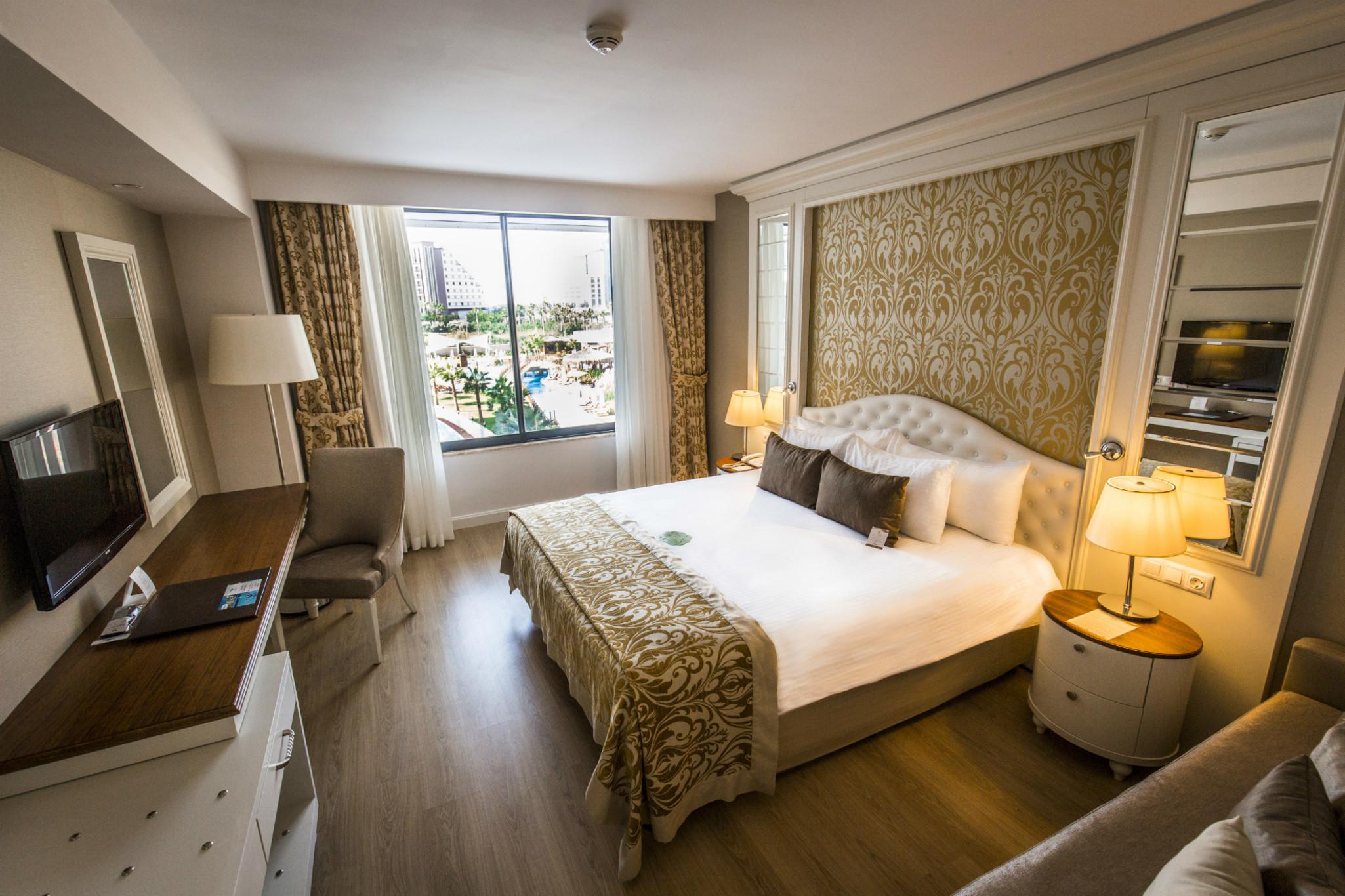 Double Single Economy