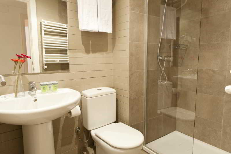 Apartment Capacity 4 Two Bedrooms