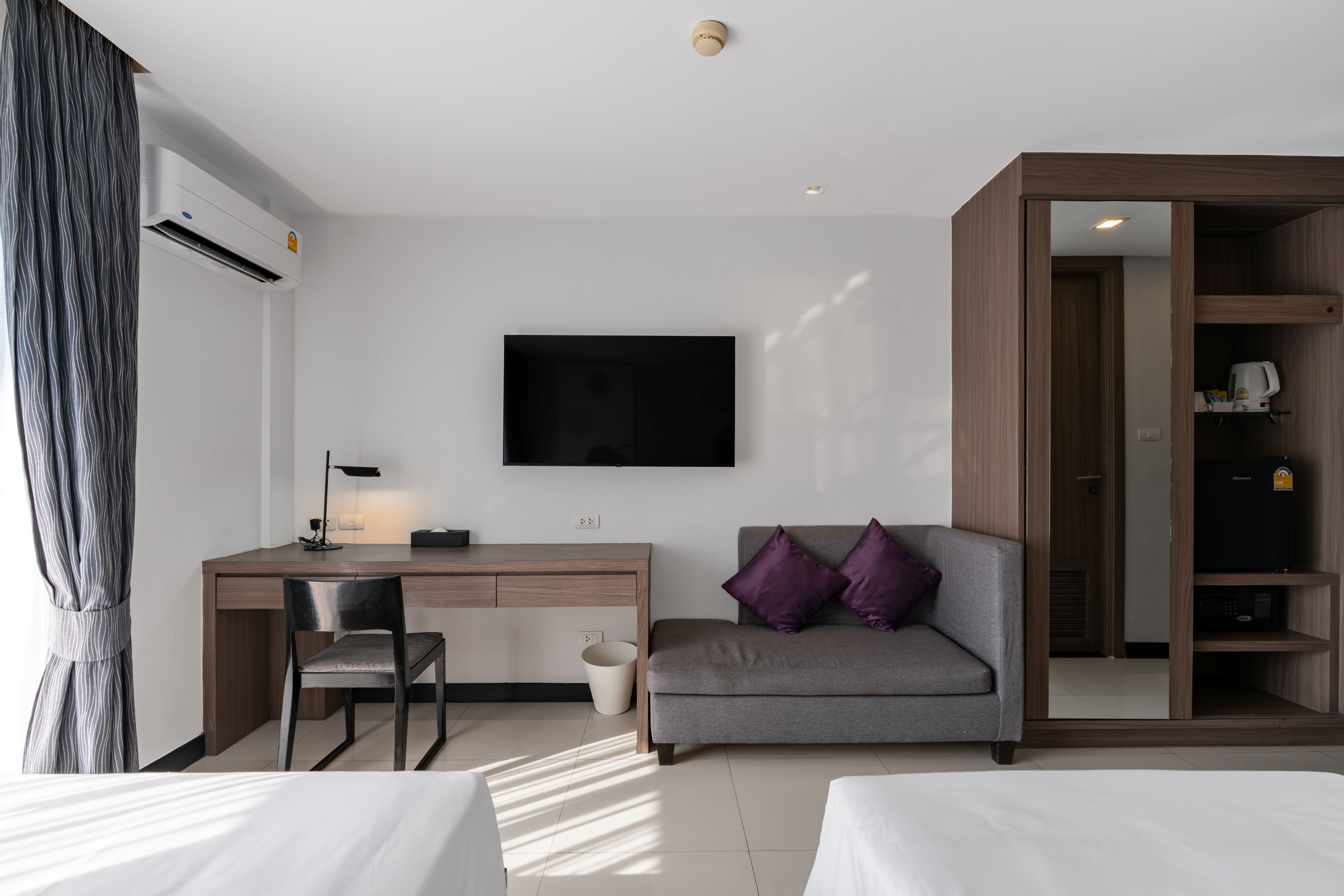 Double or Twin Deluxe