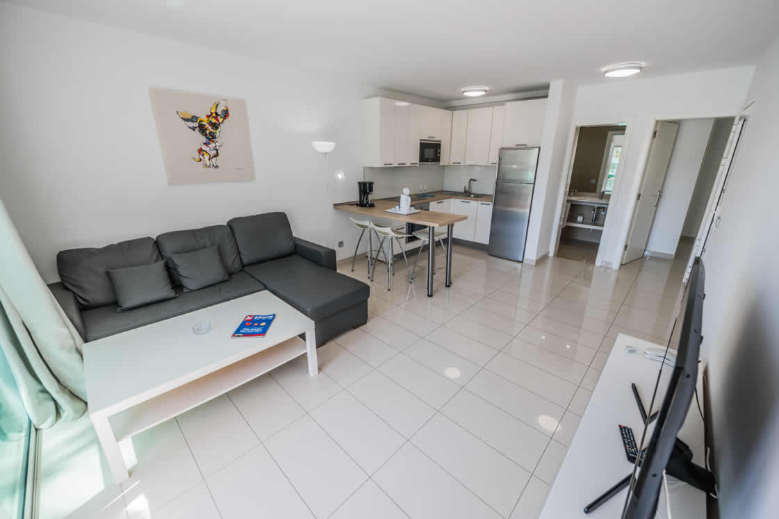 Apartment Capacity 3