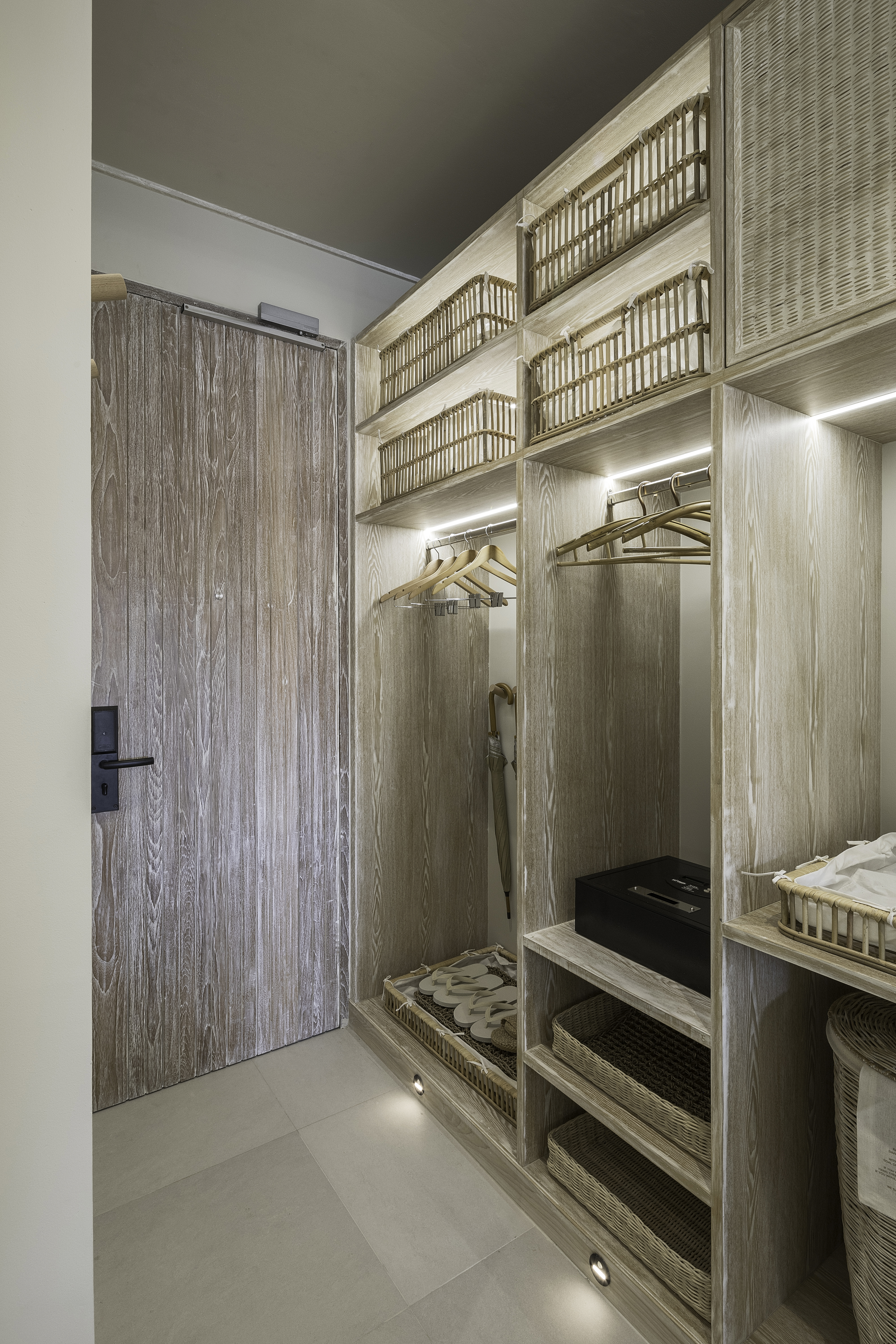 Double Deluxe Premium