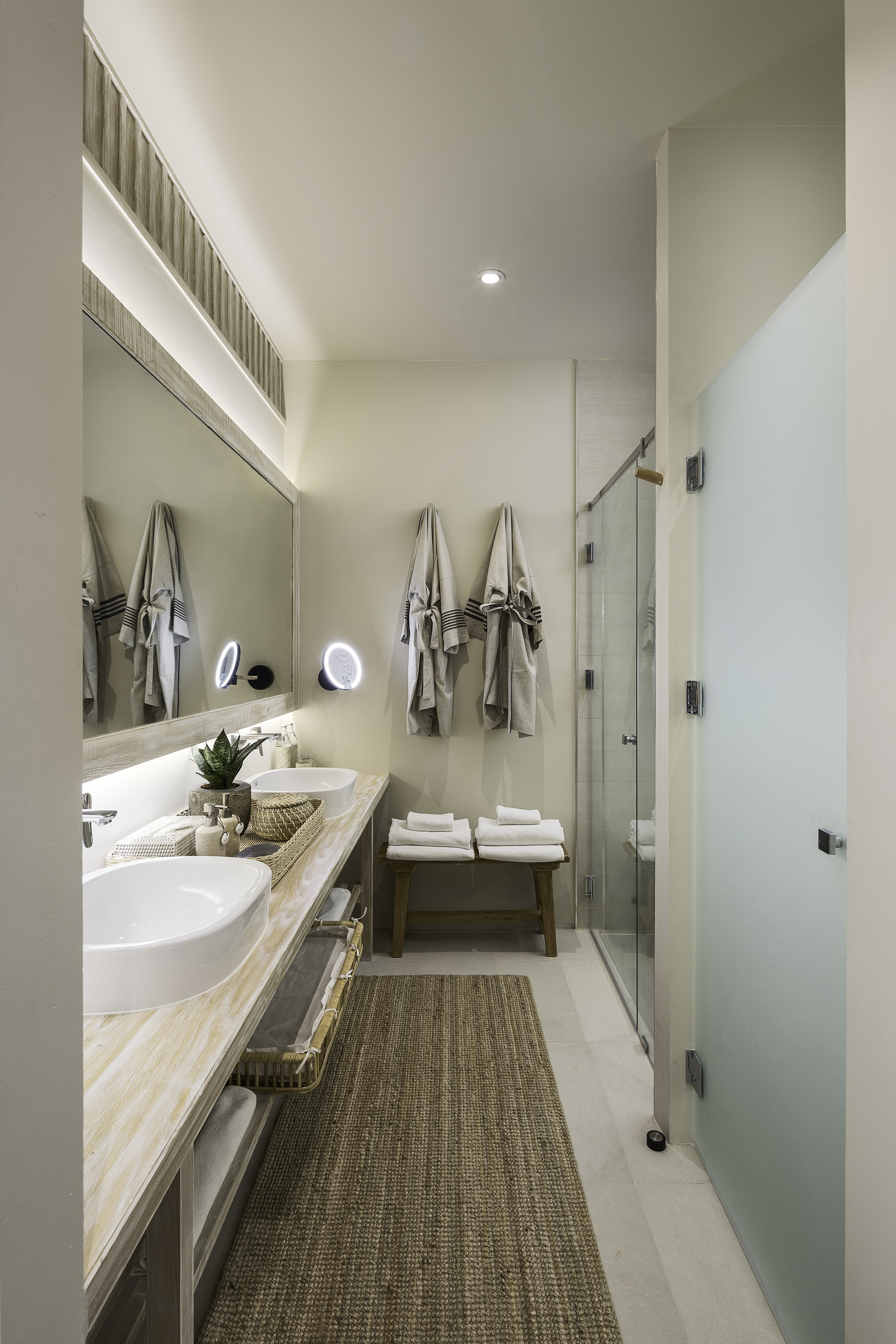 Double Deluxe Premium