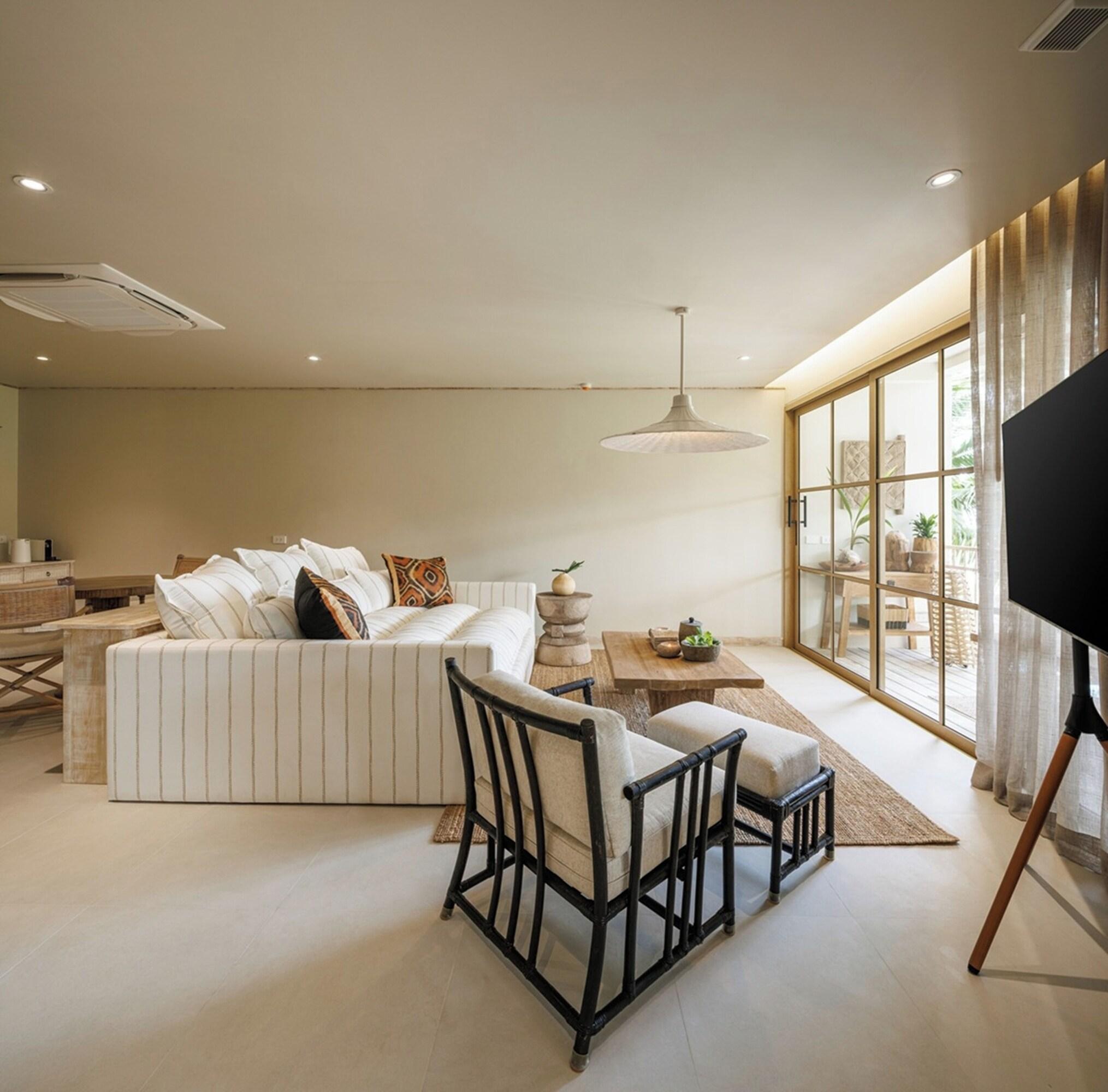 Junior Suite King Size Bed